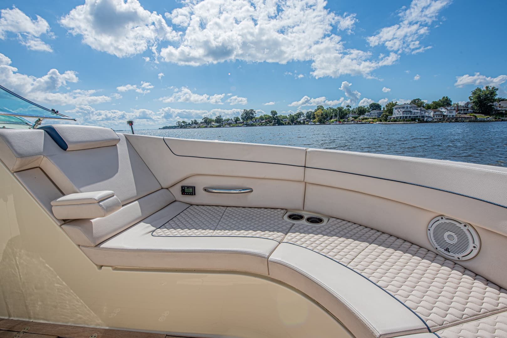 2022 Chris-Craft Launch 35 GT