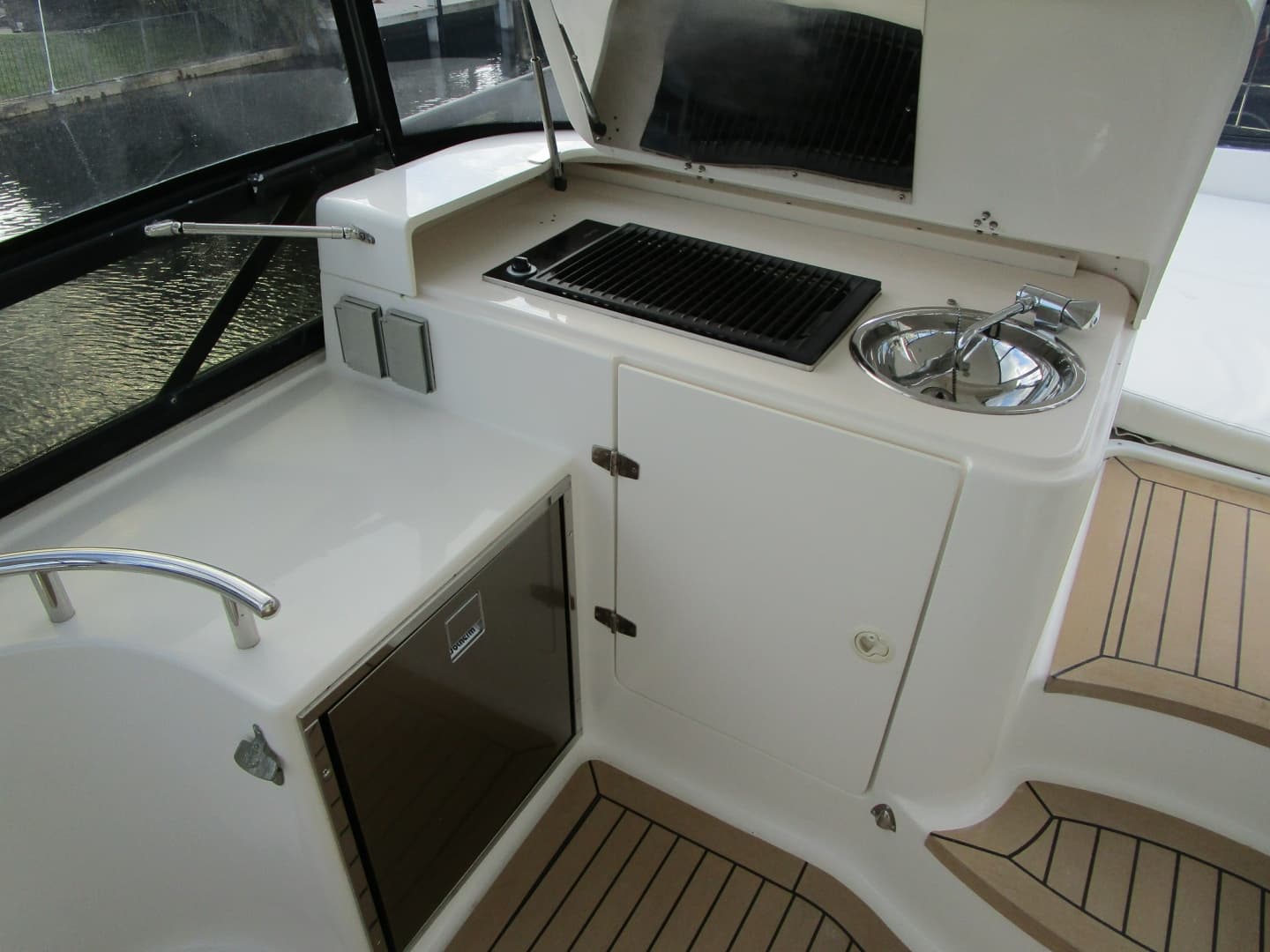 Flybridge Grill
