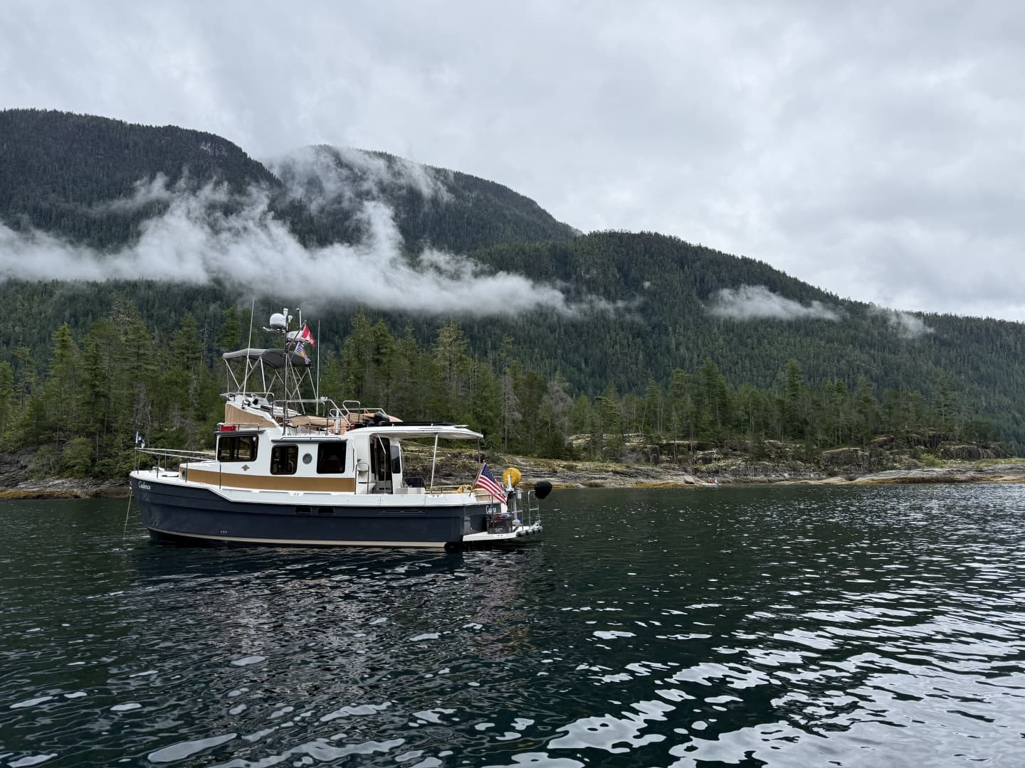 2016 Ranger Tugs R-31 CB