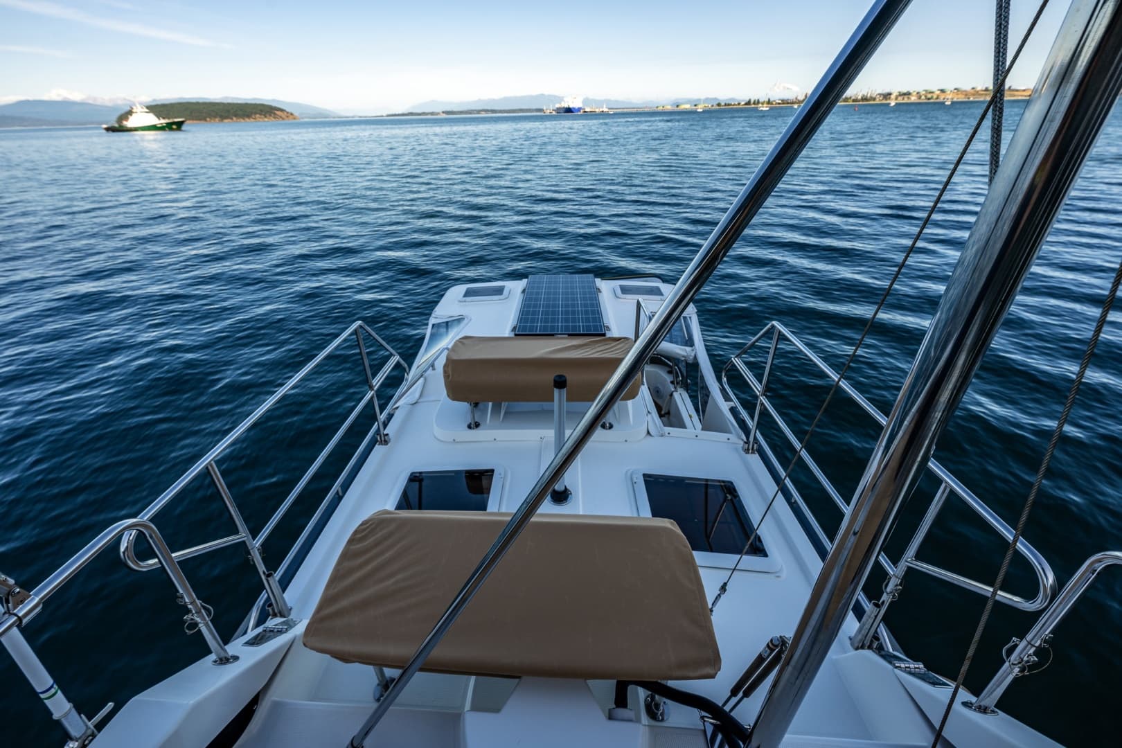 2016 Ranger Tugs R-31 CB