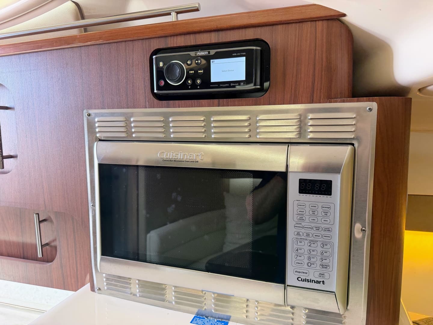 Grady White 37 - TRIPLE NET - Cabin