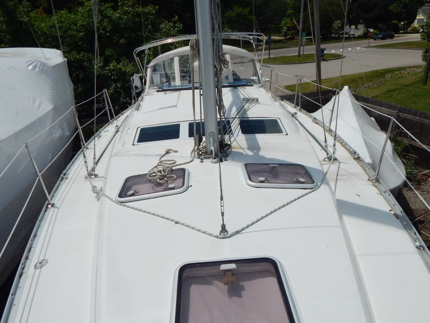 2005 Beneteau 373