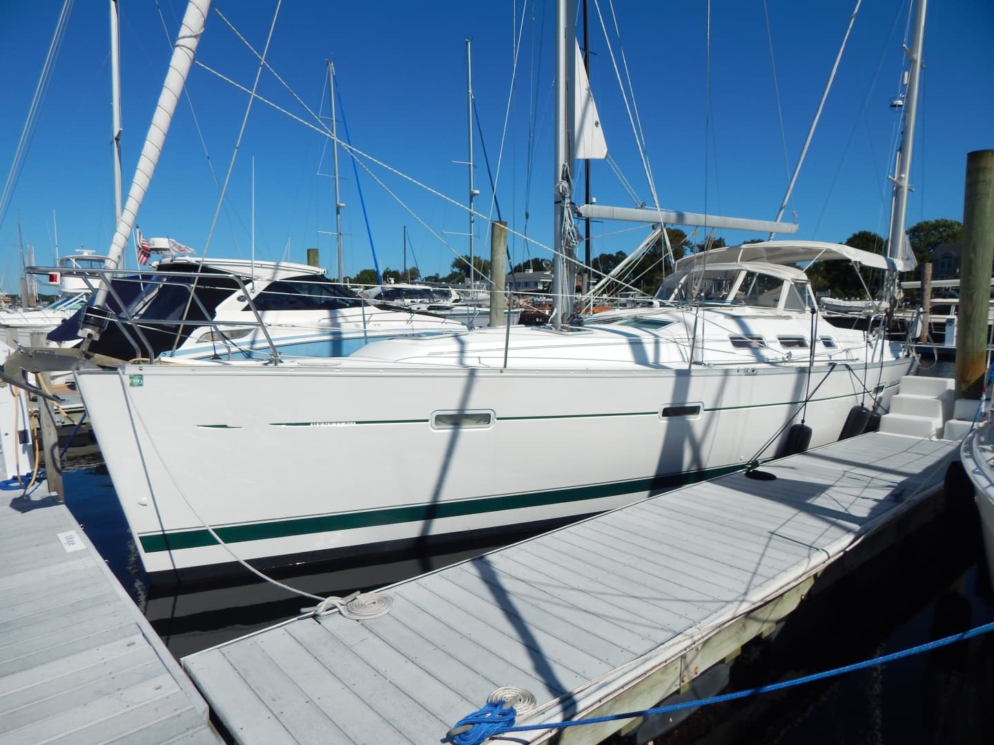 2005 Beneteau 373
