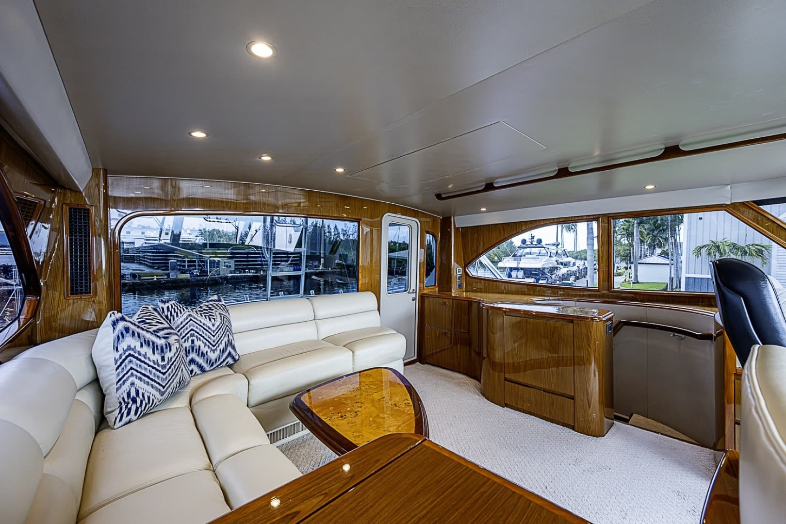 2011 Viking 76 Enclosed Bridge