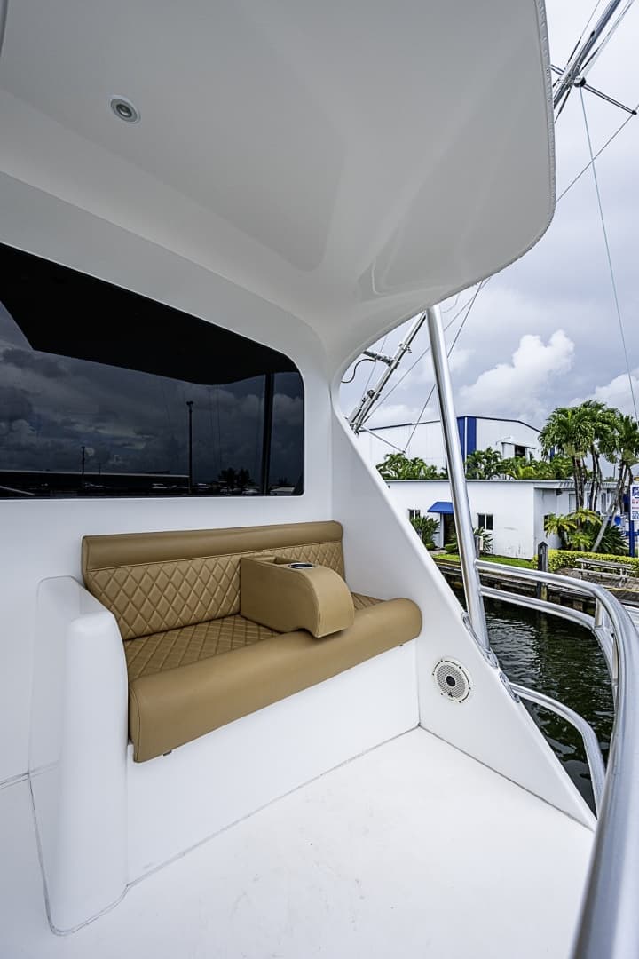 2011 Viking 76 Enclosed Bridge