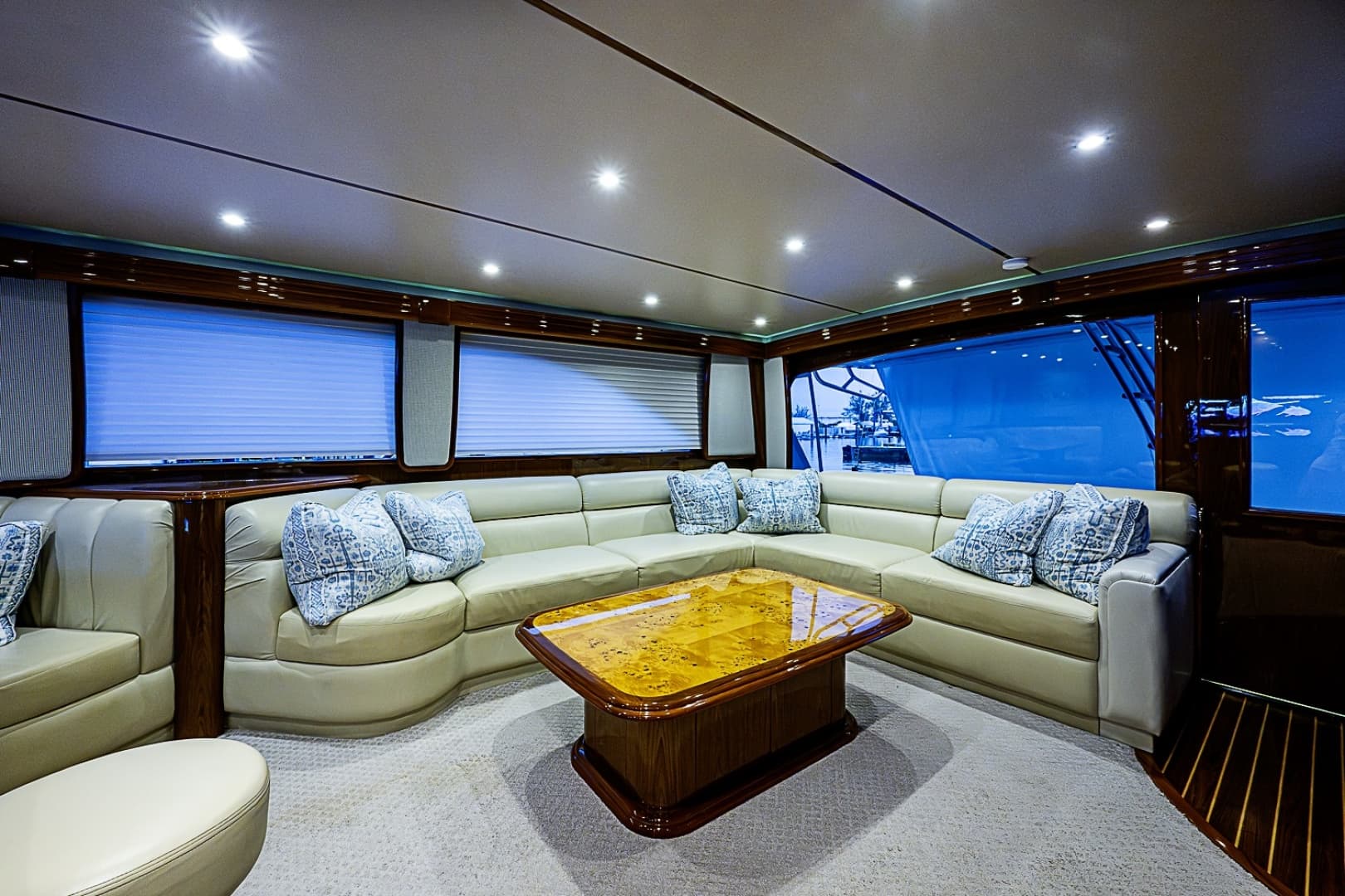2011 Viking 76 Enclosed Bridge