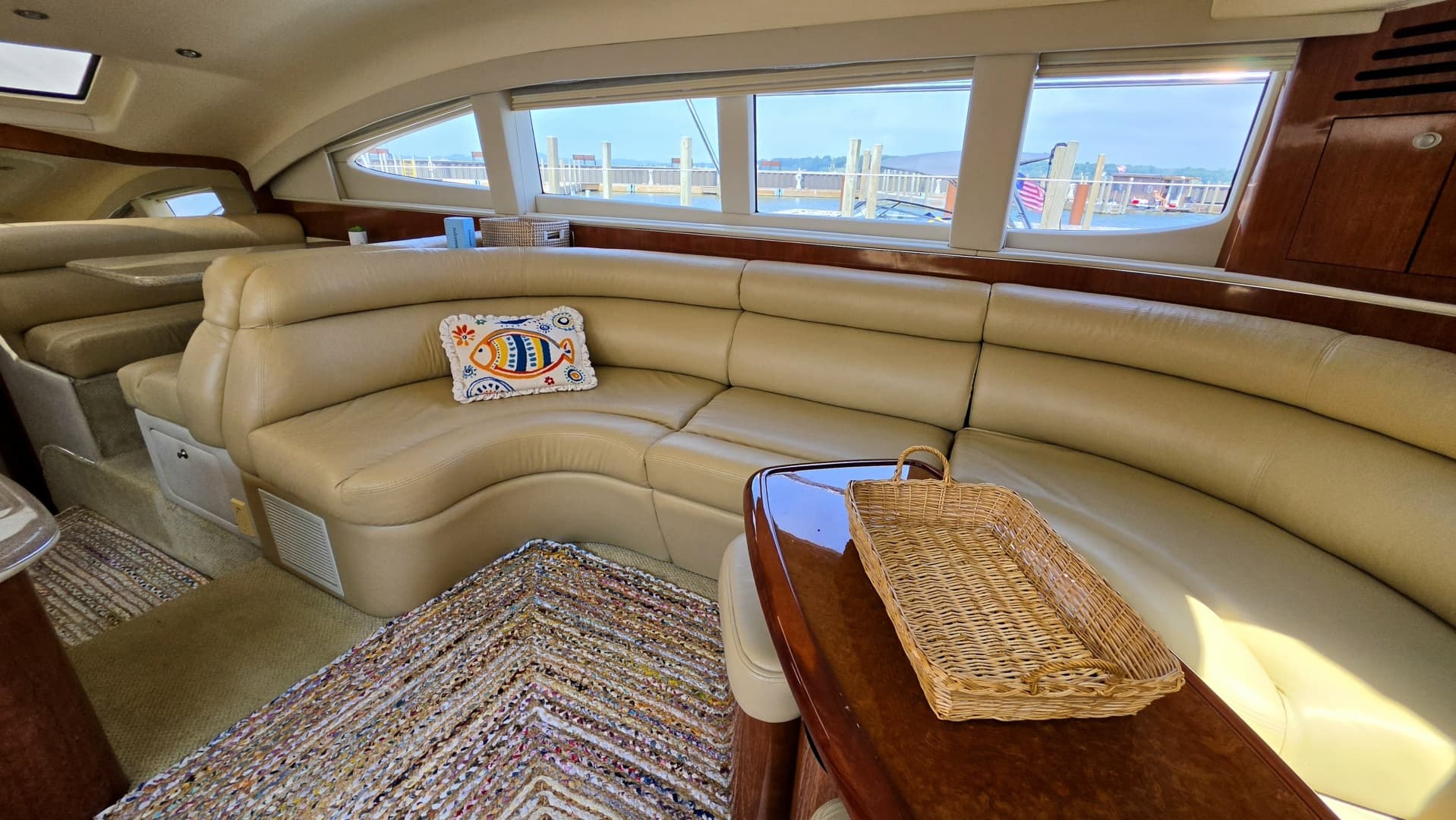 2004 Sea Ray 480 Motor Yacht