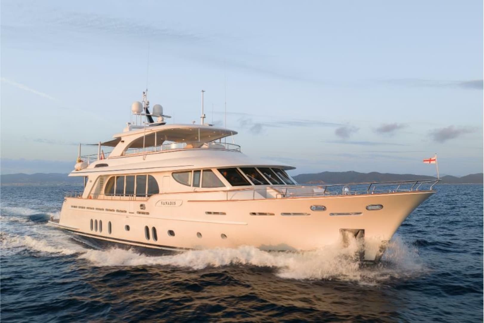 2019 Cerri Cantieri Navali Custom 31 Hybrid