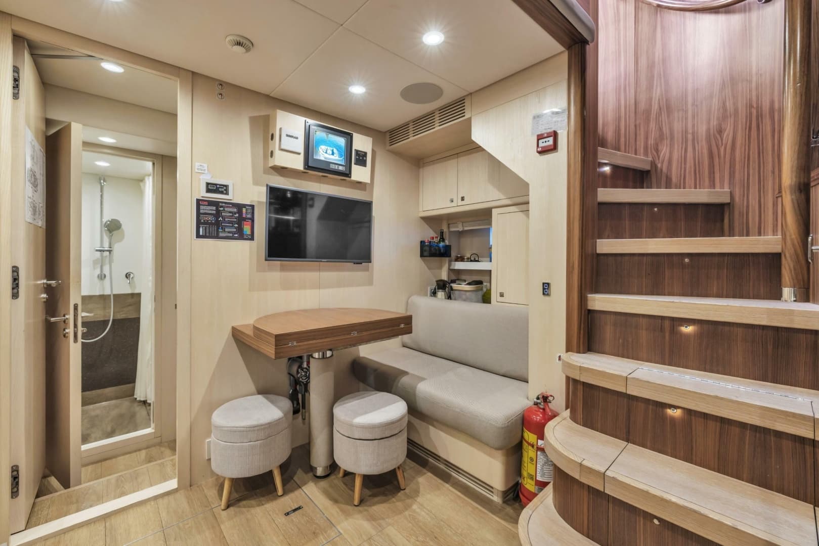 2019 Cerri Cantieri Navali Custom 31 Hybrid