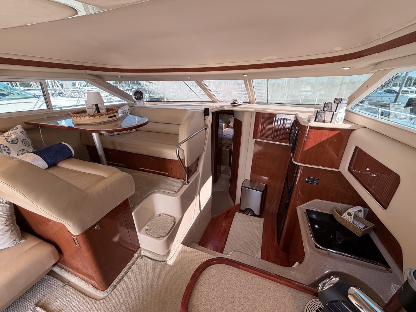 2004 Sea Ray 400 Sedan Bridge