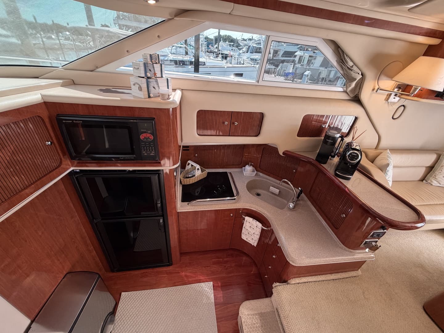 2004 Sea Ray 400 Sedan Bridge
