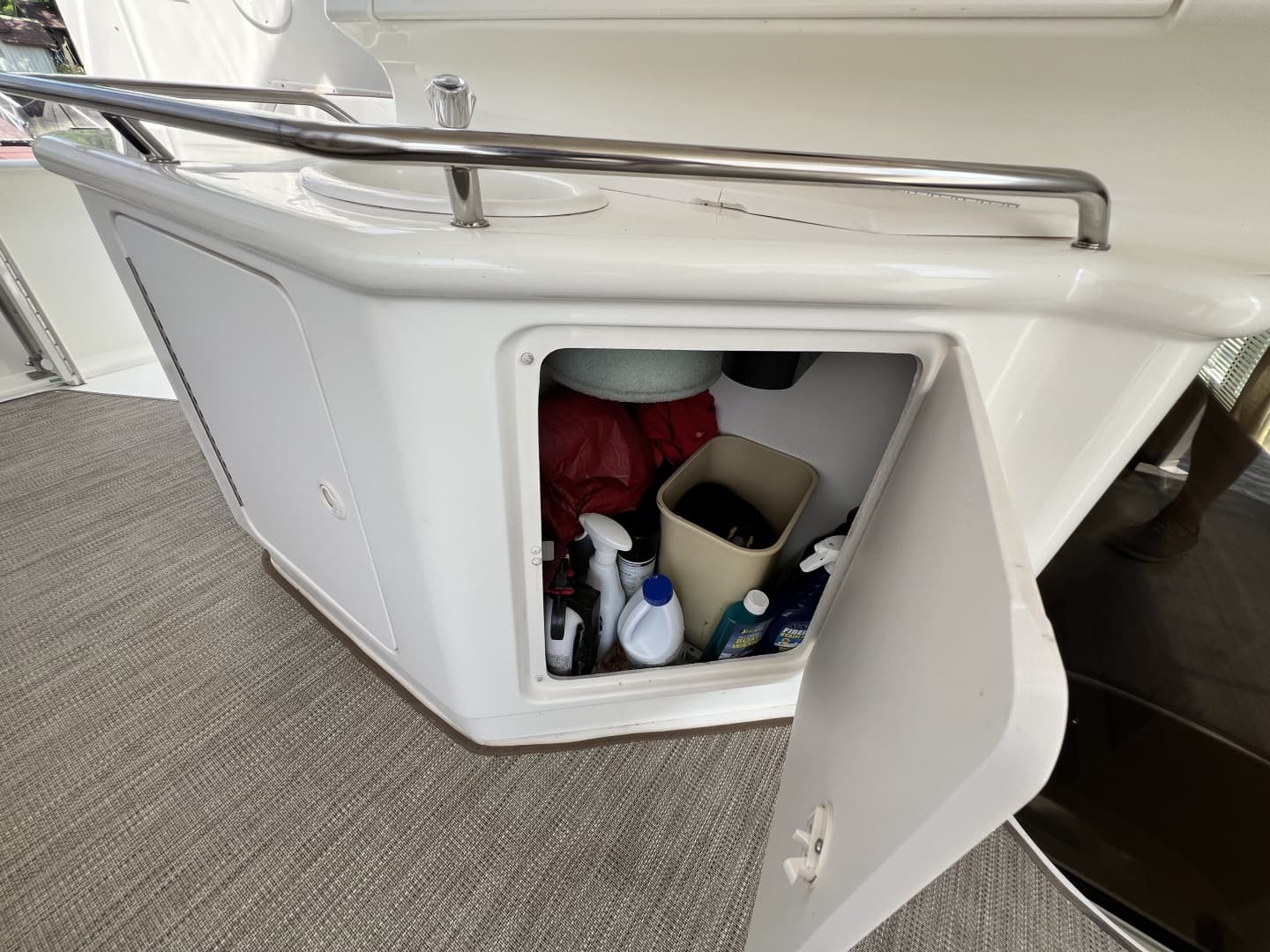 1999 Sea Ray 370 AC