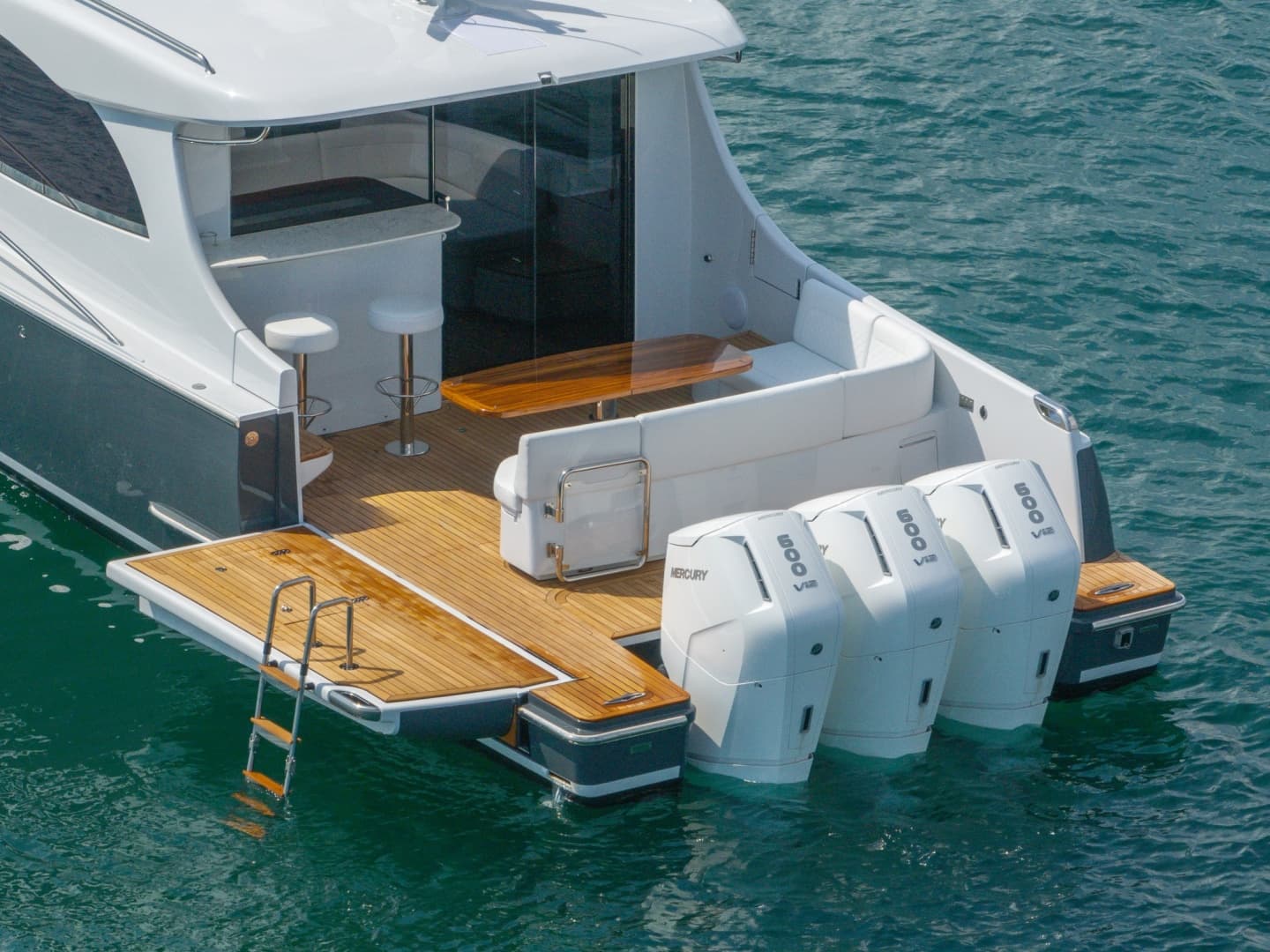 Eclipse 50 - STINGRAY GRAY - Exterior Profile