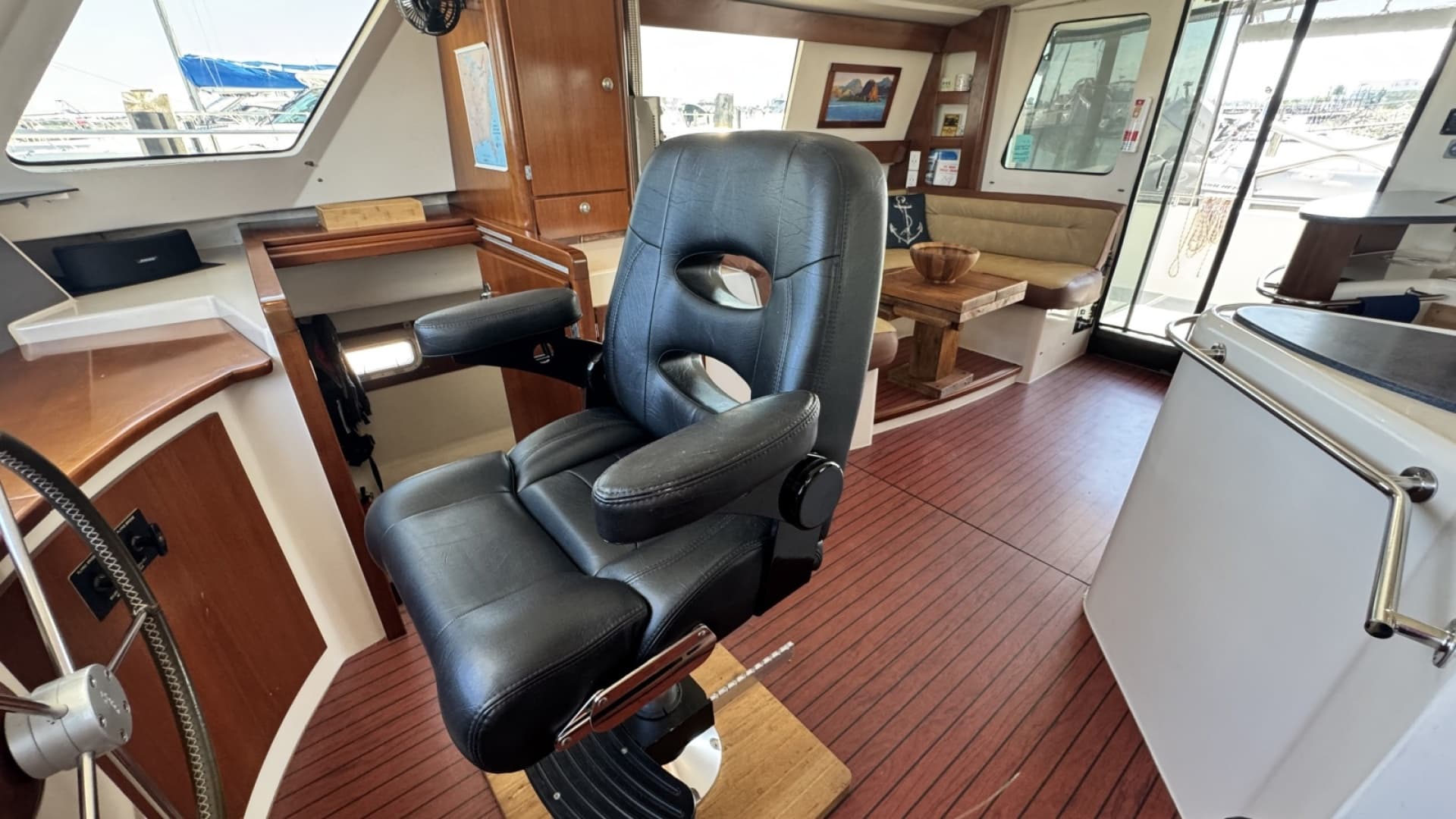 Lower Helm Seating