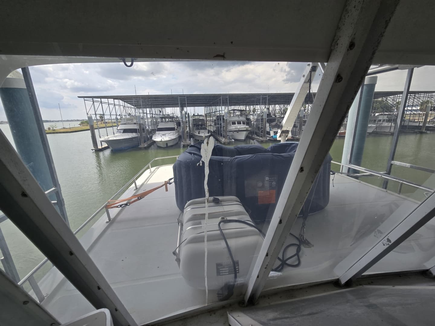 1988 Marine Trader Montechristo 56