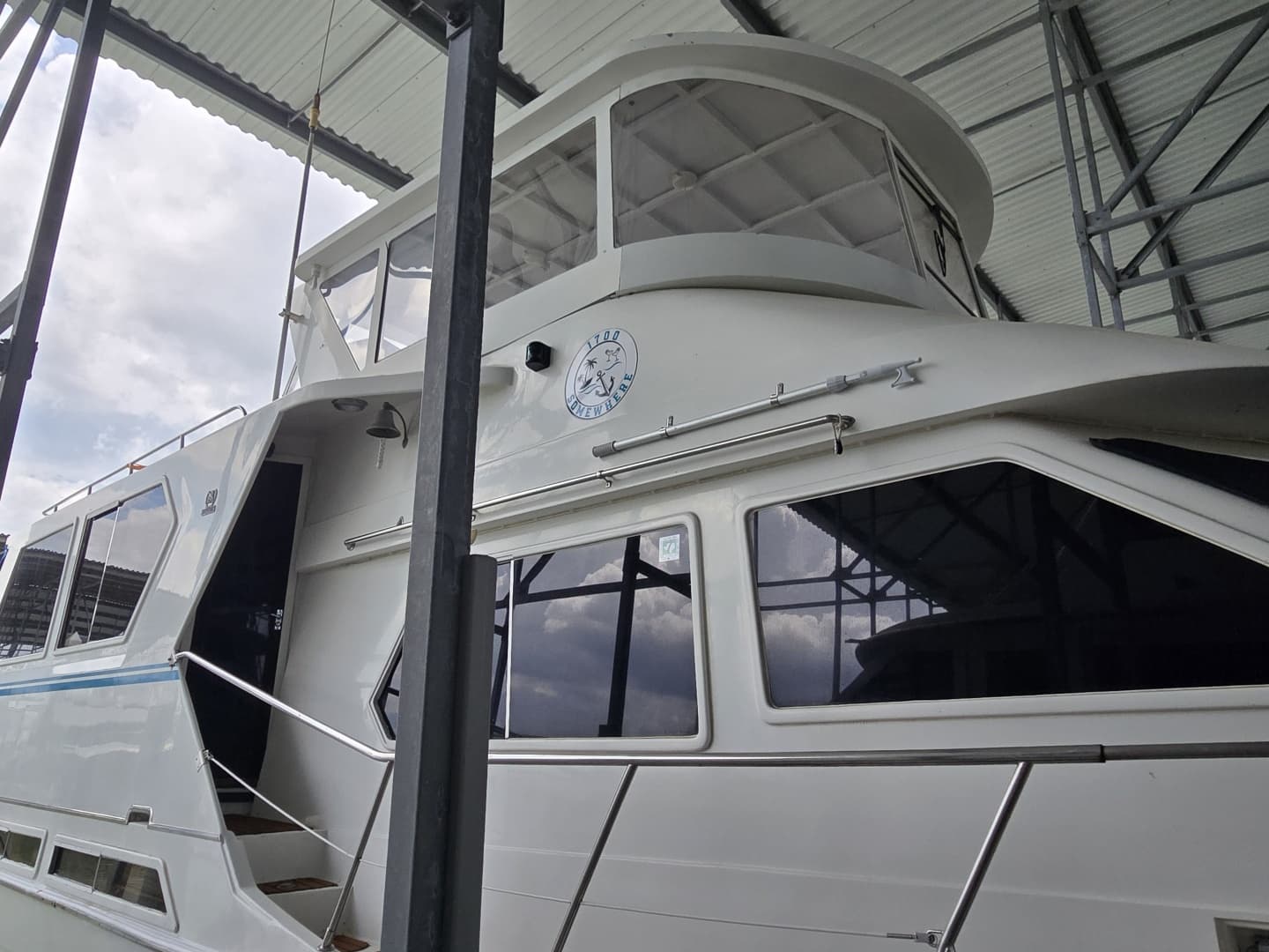 1988 Marine Trader Montechristo 56
