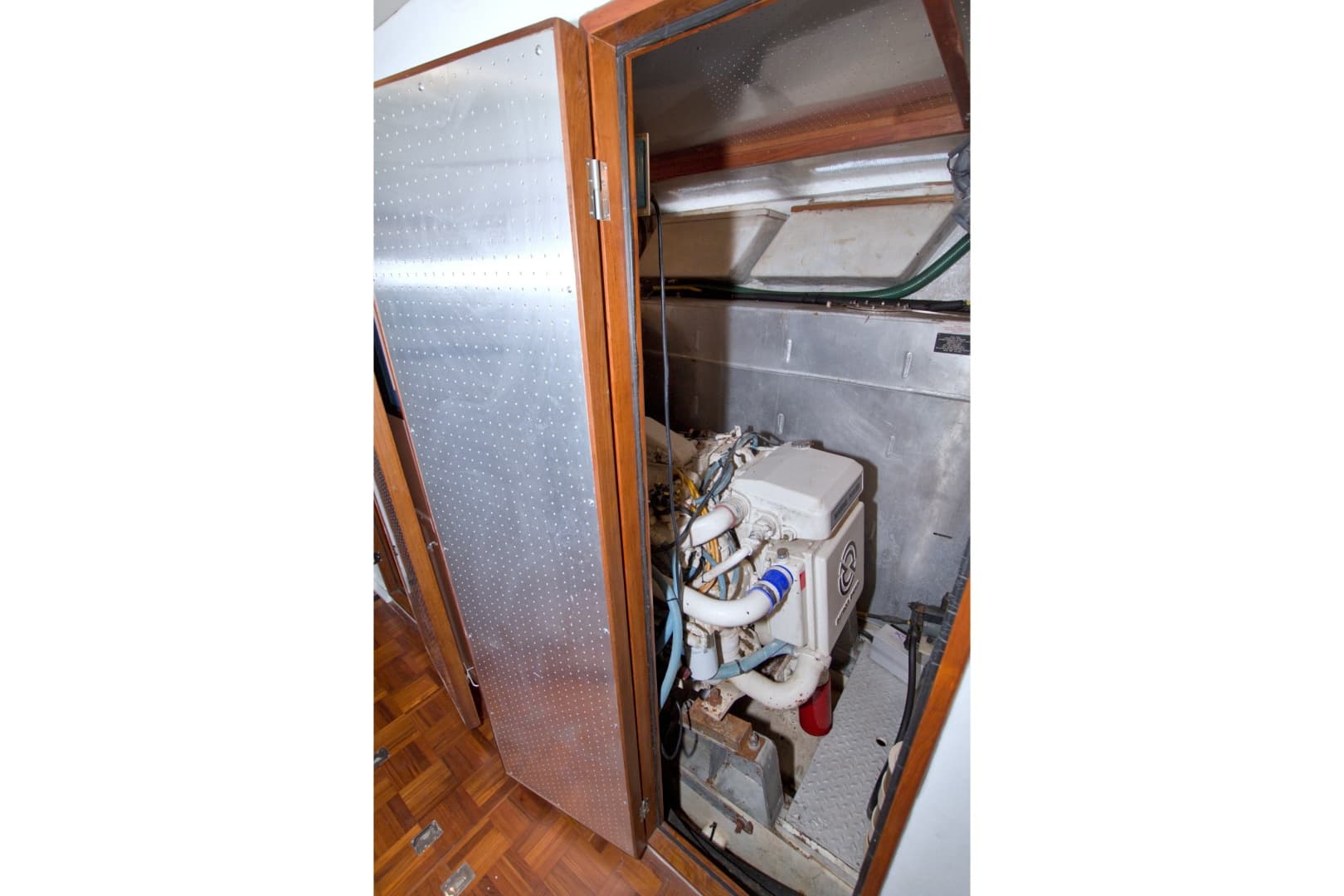 1994 Jefferson Marquessa 56 Extended Deckhouse