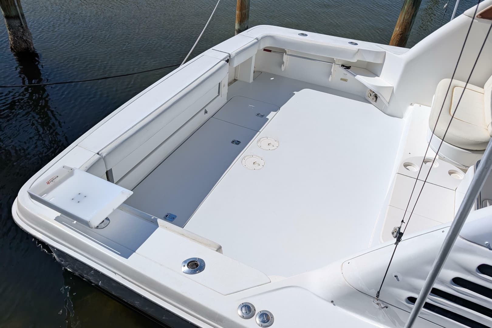 1999 Sea Ray 370 Express Cruiser