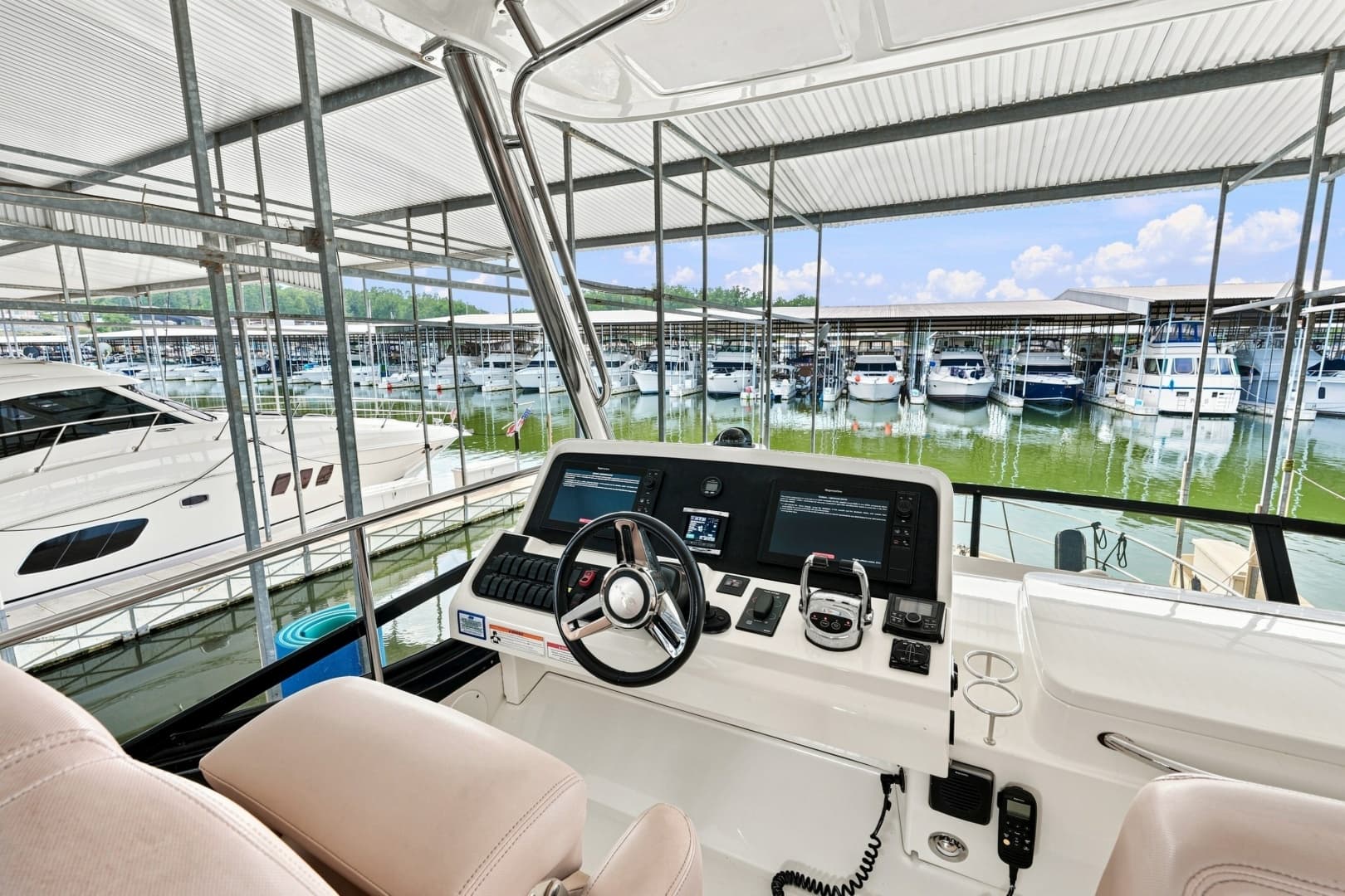 2017 Sea Ray Fly 400