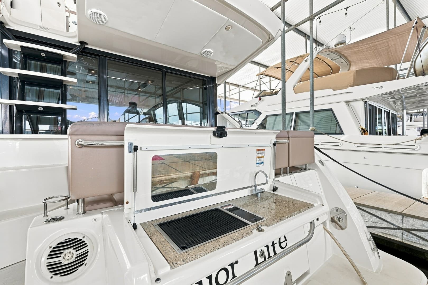 2017 Sea Ray Fly 400