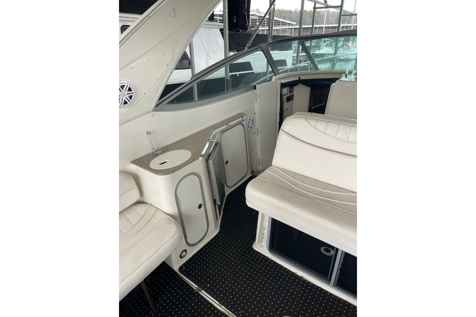 2000 Maxum 3300 SCR