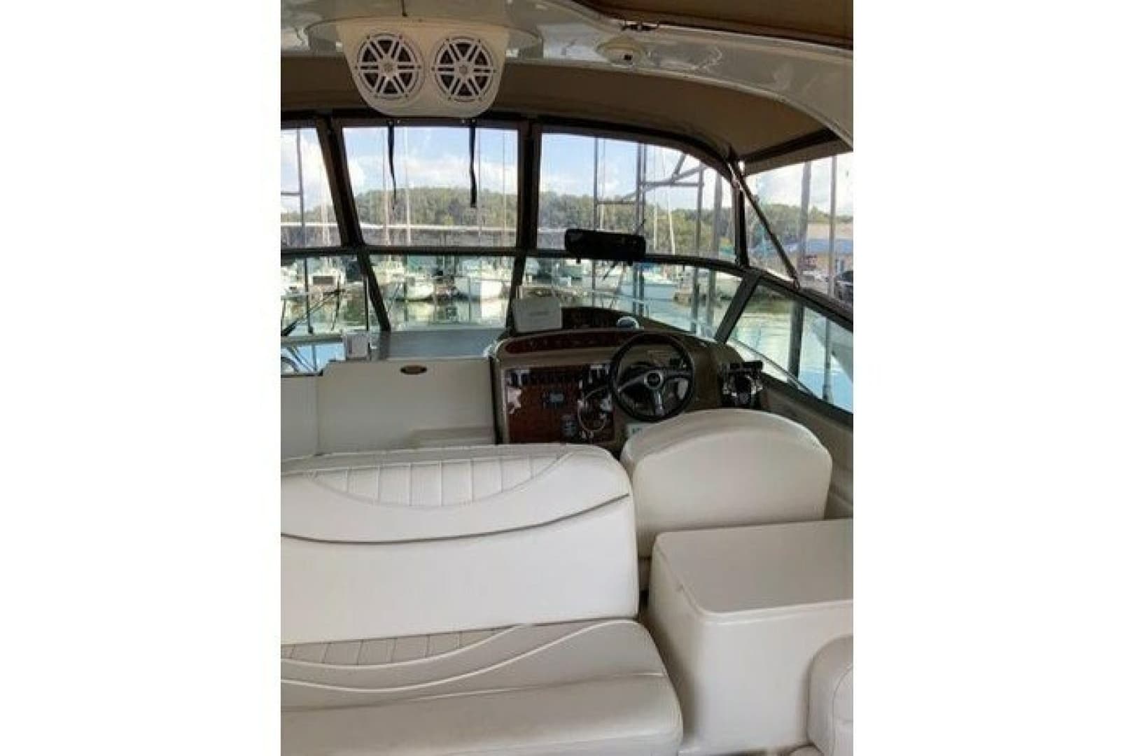 2000 Maxum 3300 SCR