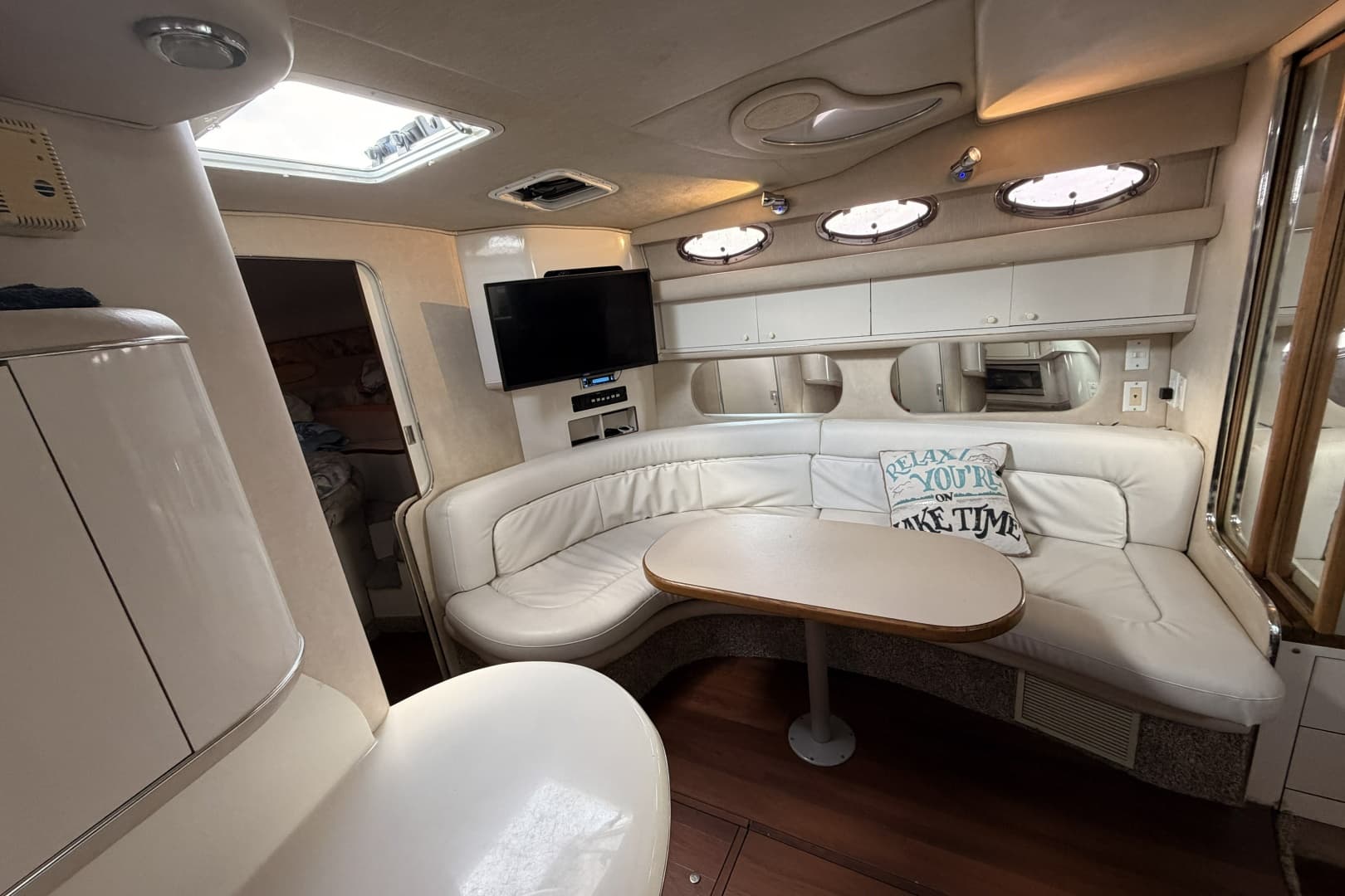 1995 Sea Ray Sundancer 370