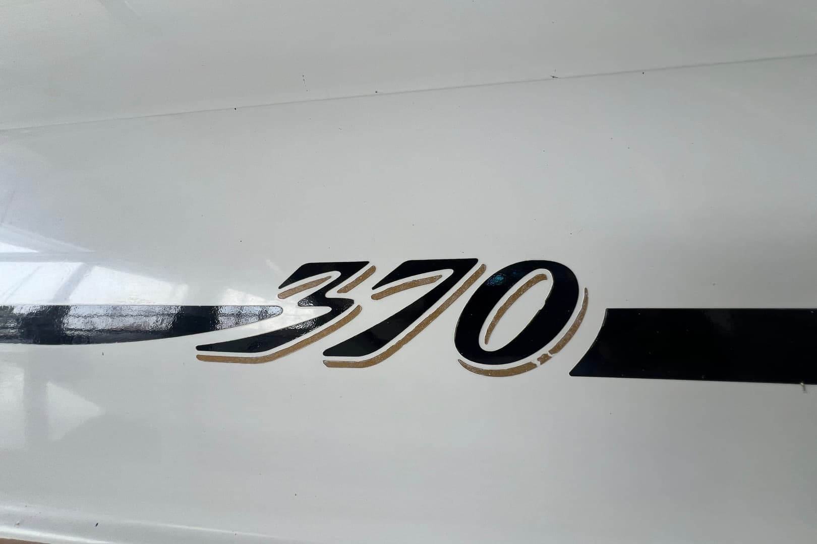 1995 Sea Ray Sundancer 370