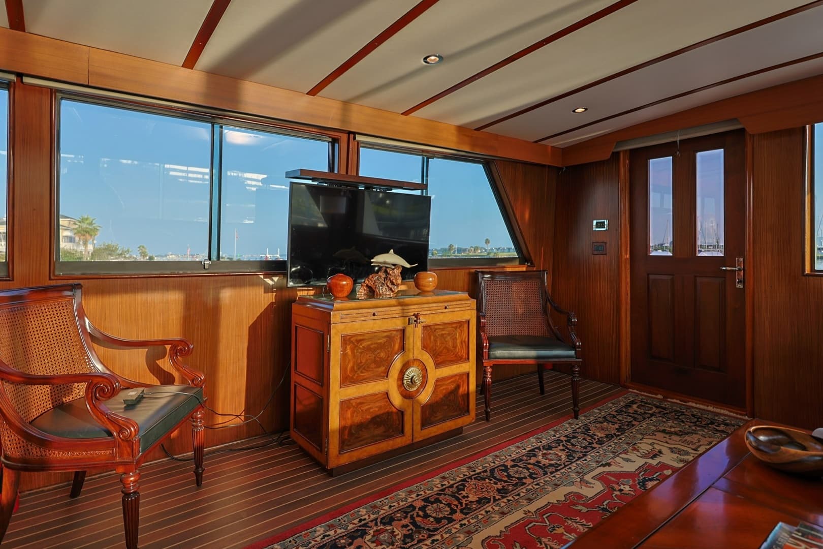 1989 Hatteras 74 Cockpit Motor Yacht