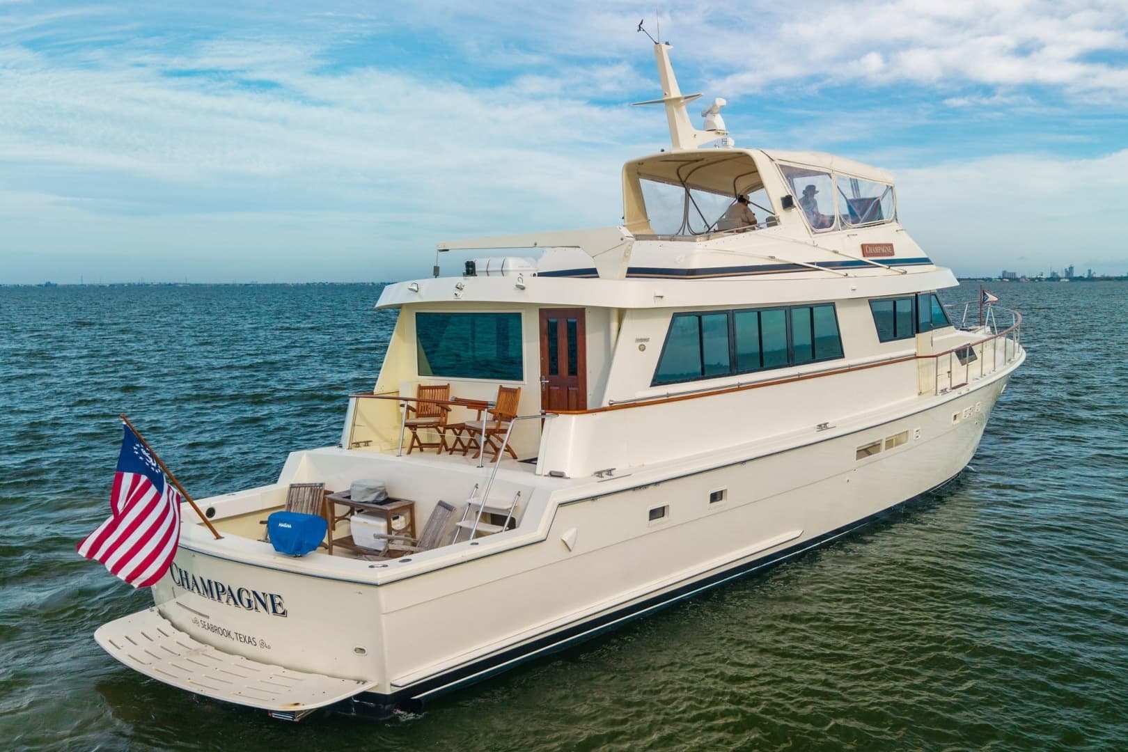 1989 Hatteras 74 Cockpit Motor Yacht