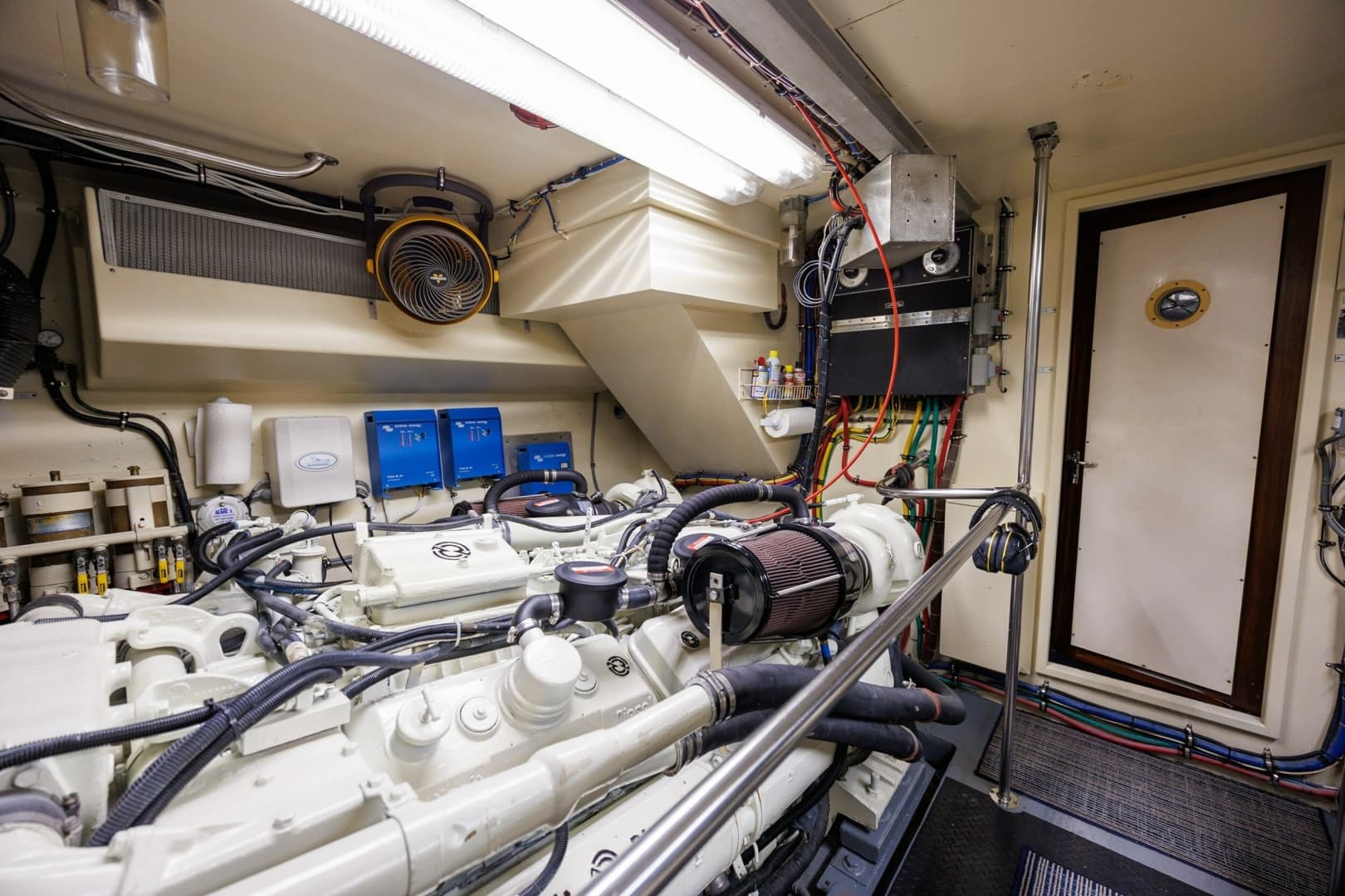 1989 Hatteras 74 Cockpit Motor Yacht