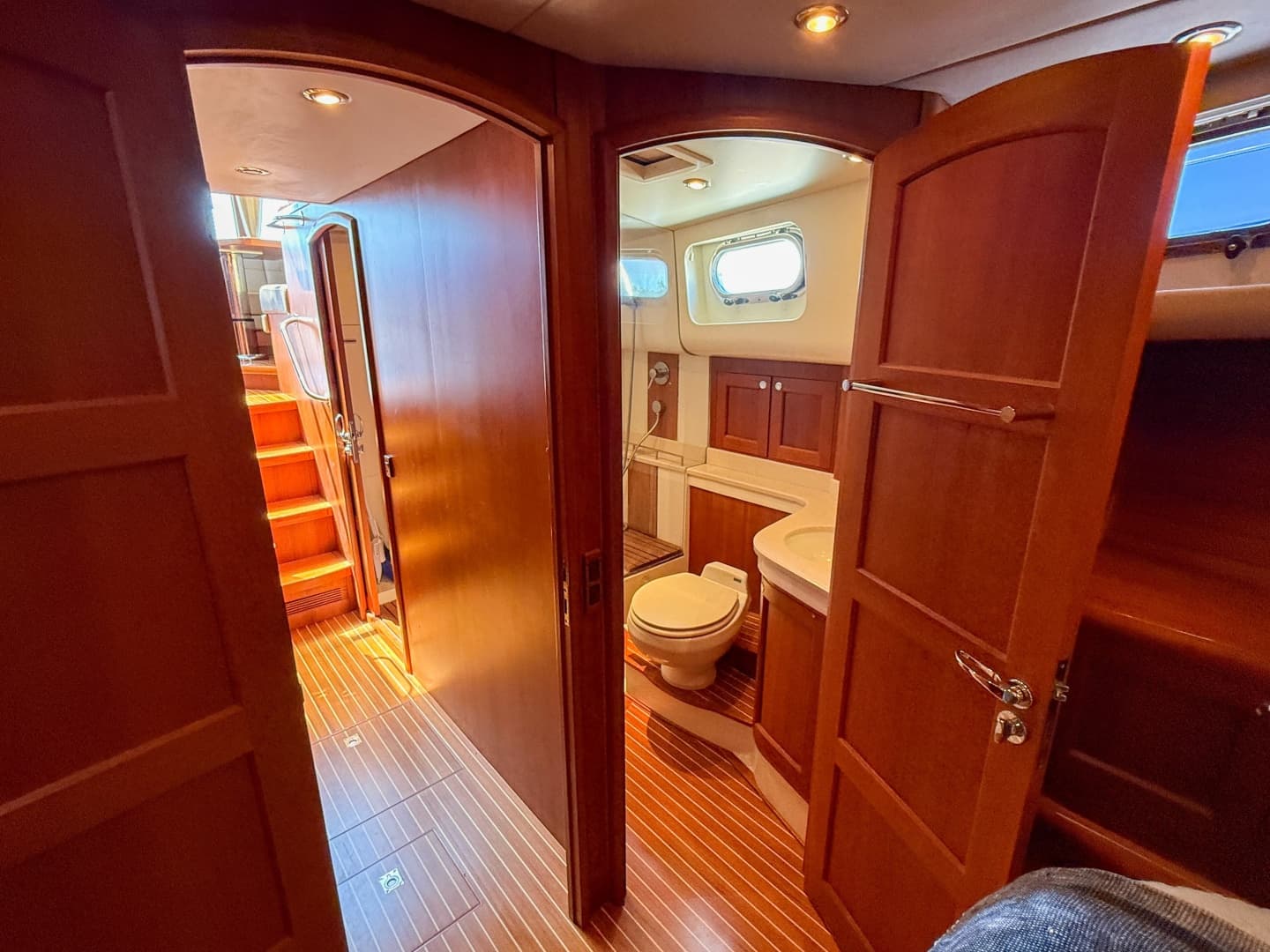 2008 Grand Banks 