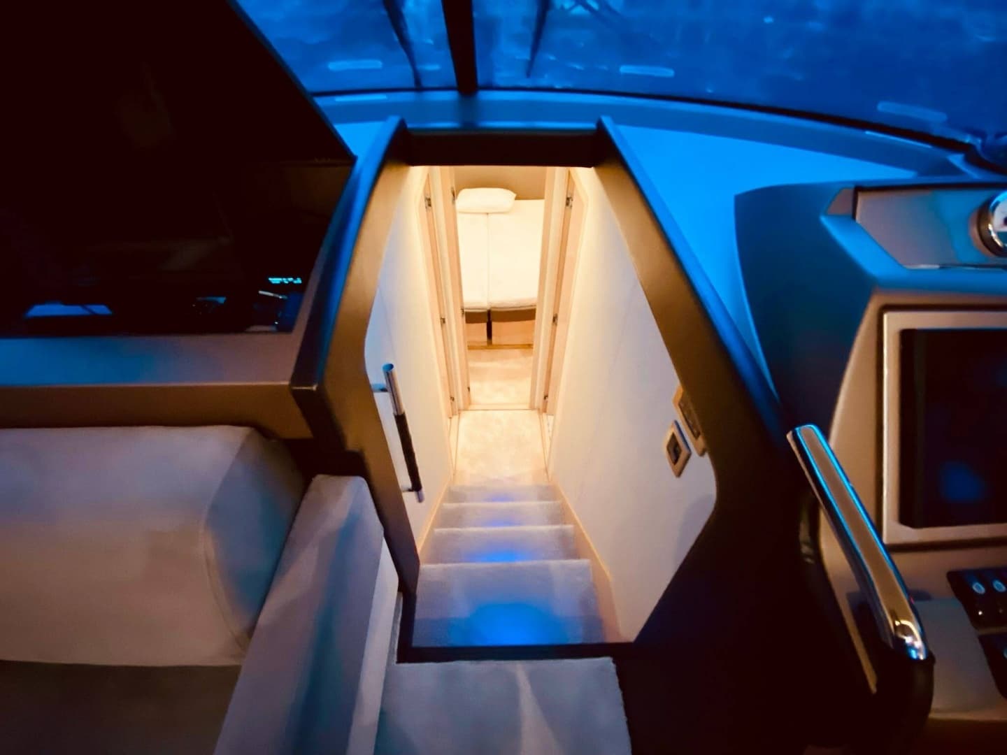 2016 Prestige 