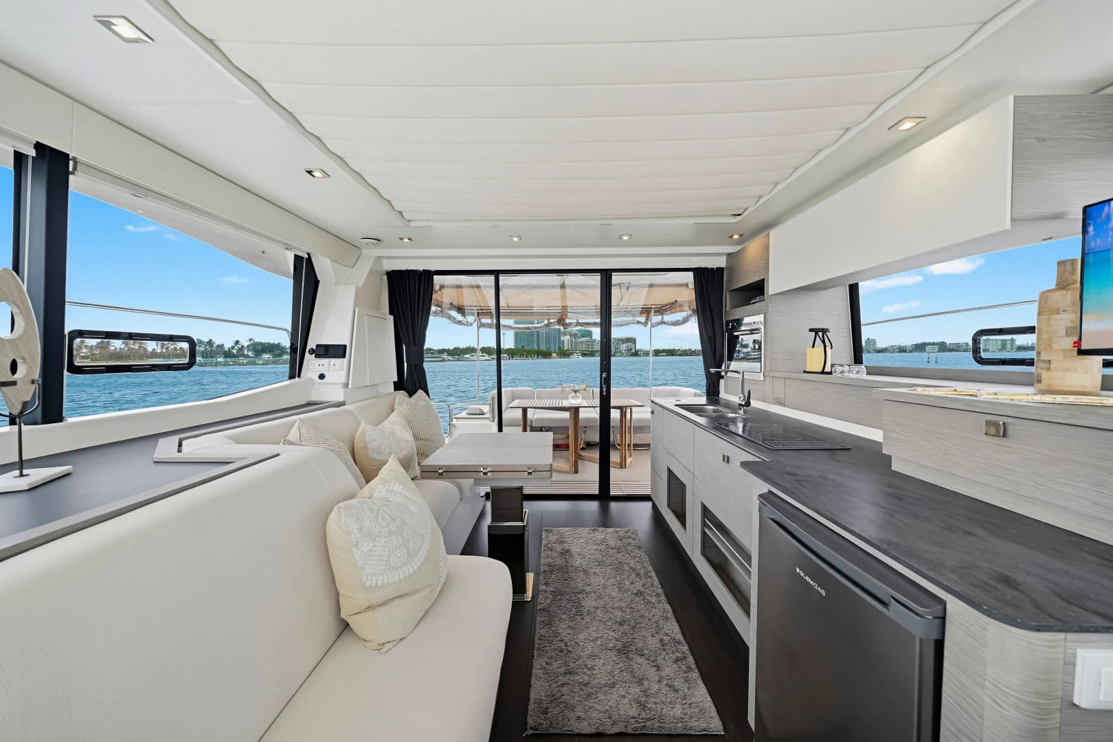2023 Fountaine Pajot MY4S