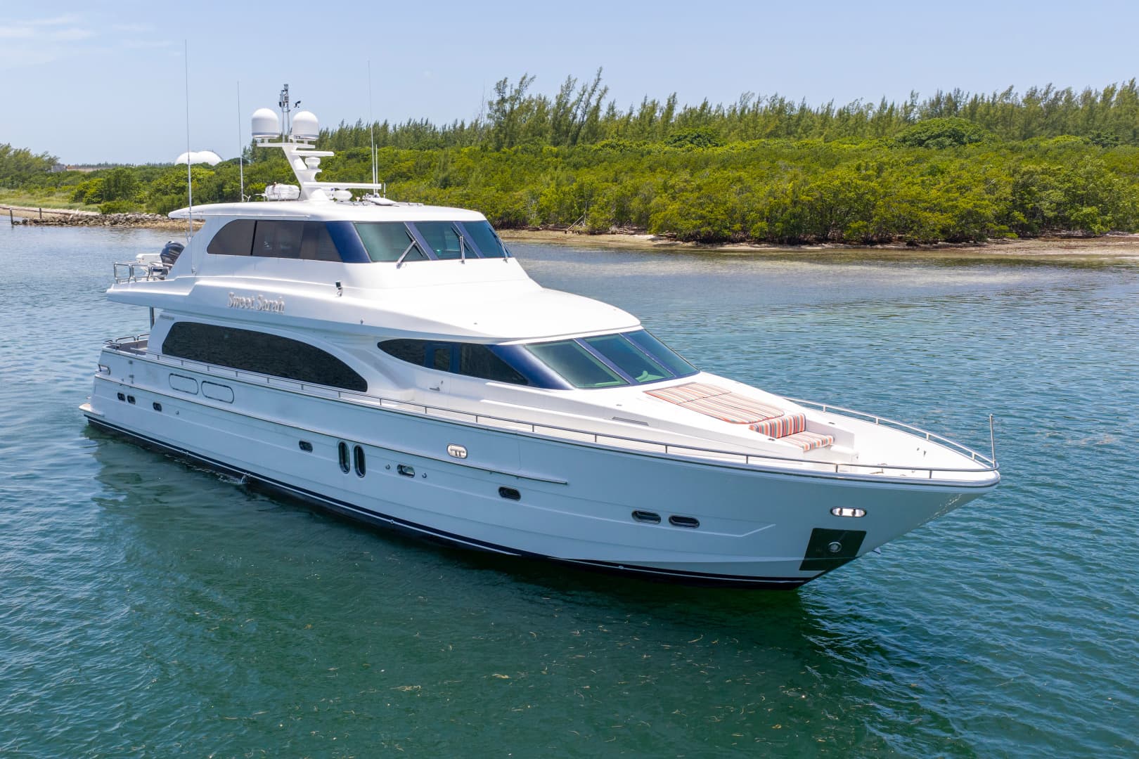 2006 Horizon 82 Skylounge