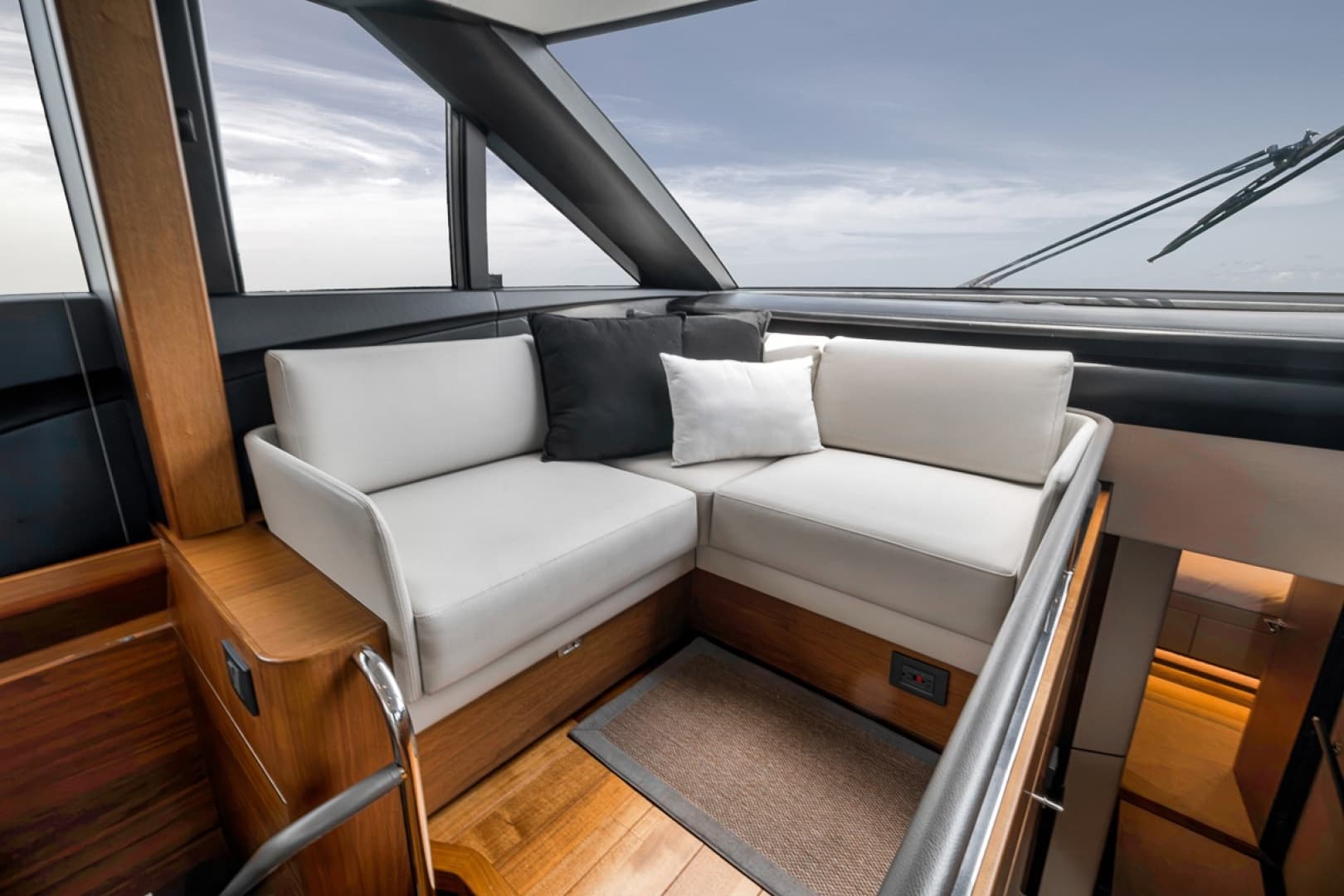 2022 Princess S78