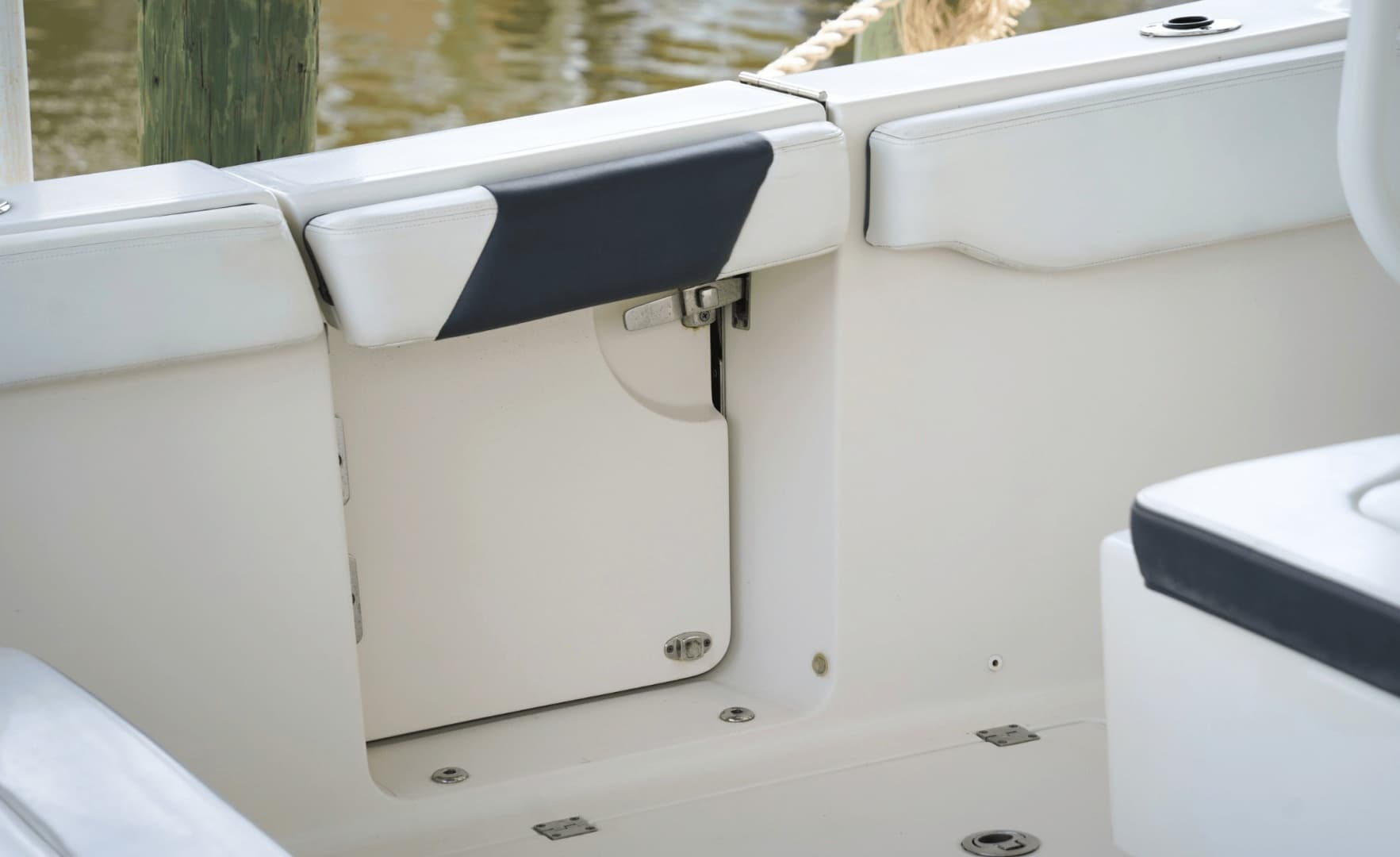 2020 Robalo 302