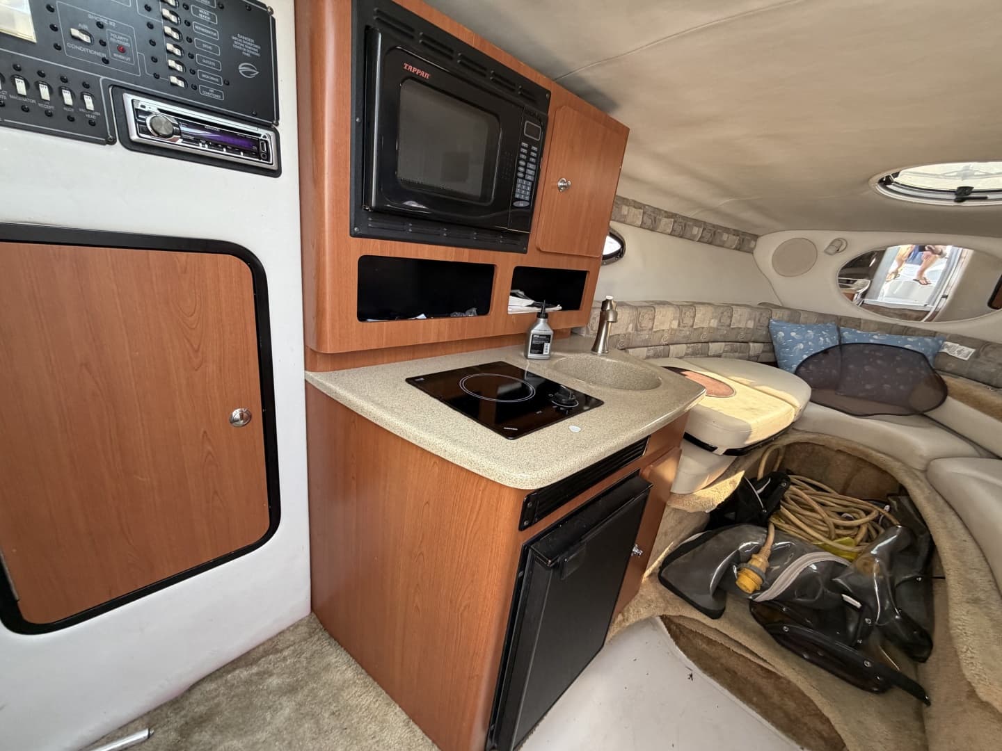 2005 Crownline 250 CR