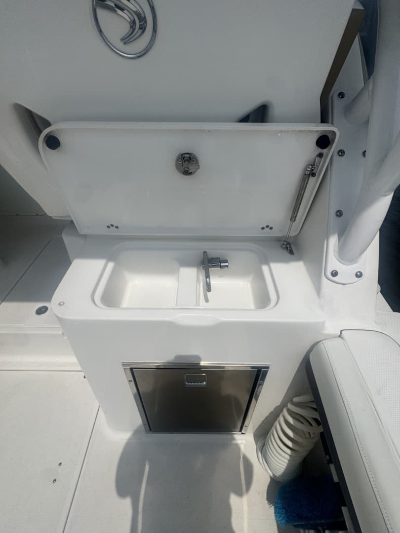 2018 Edgewater 280 CX