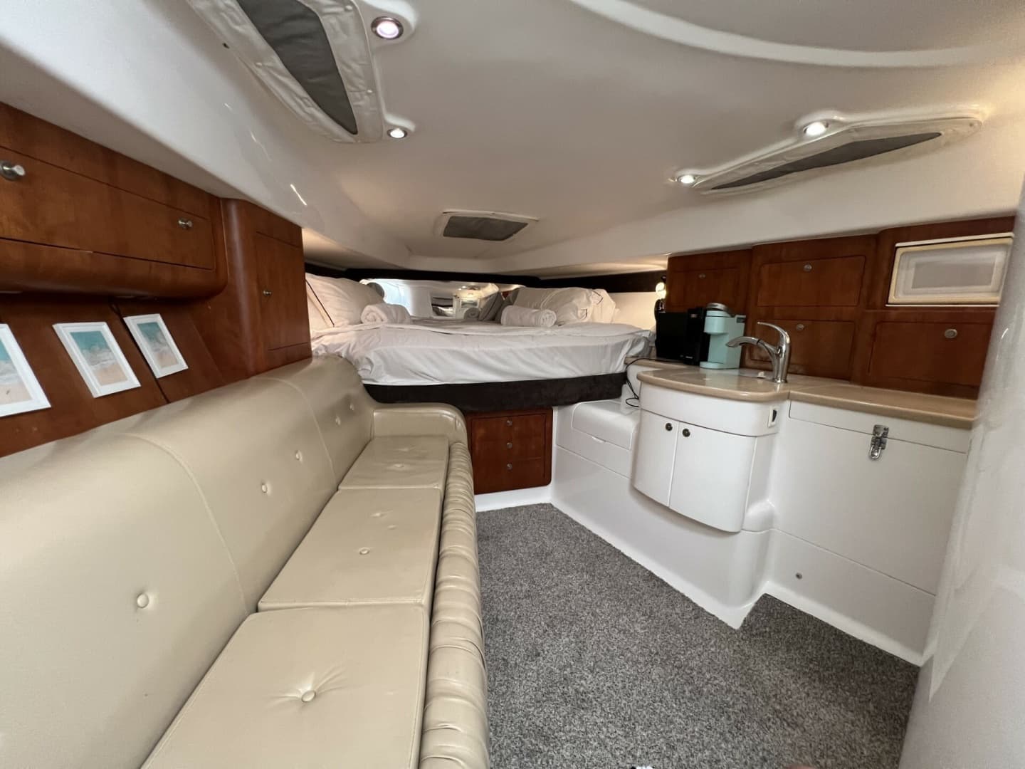 Intrepid 37 FINSURE - Interior 