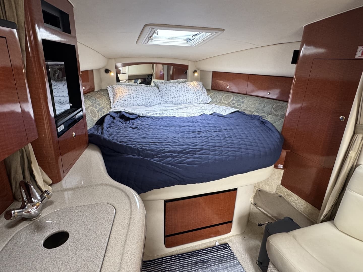 2004 Sea Ray 320 Sundancer