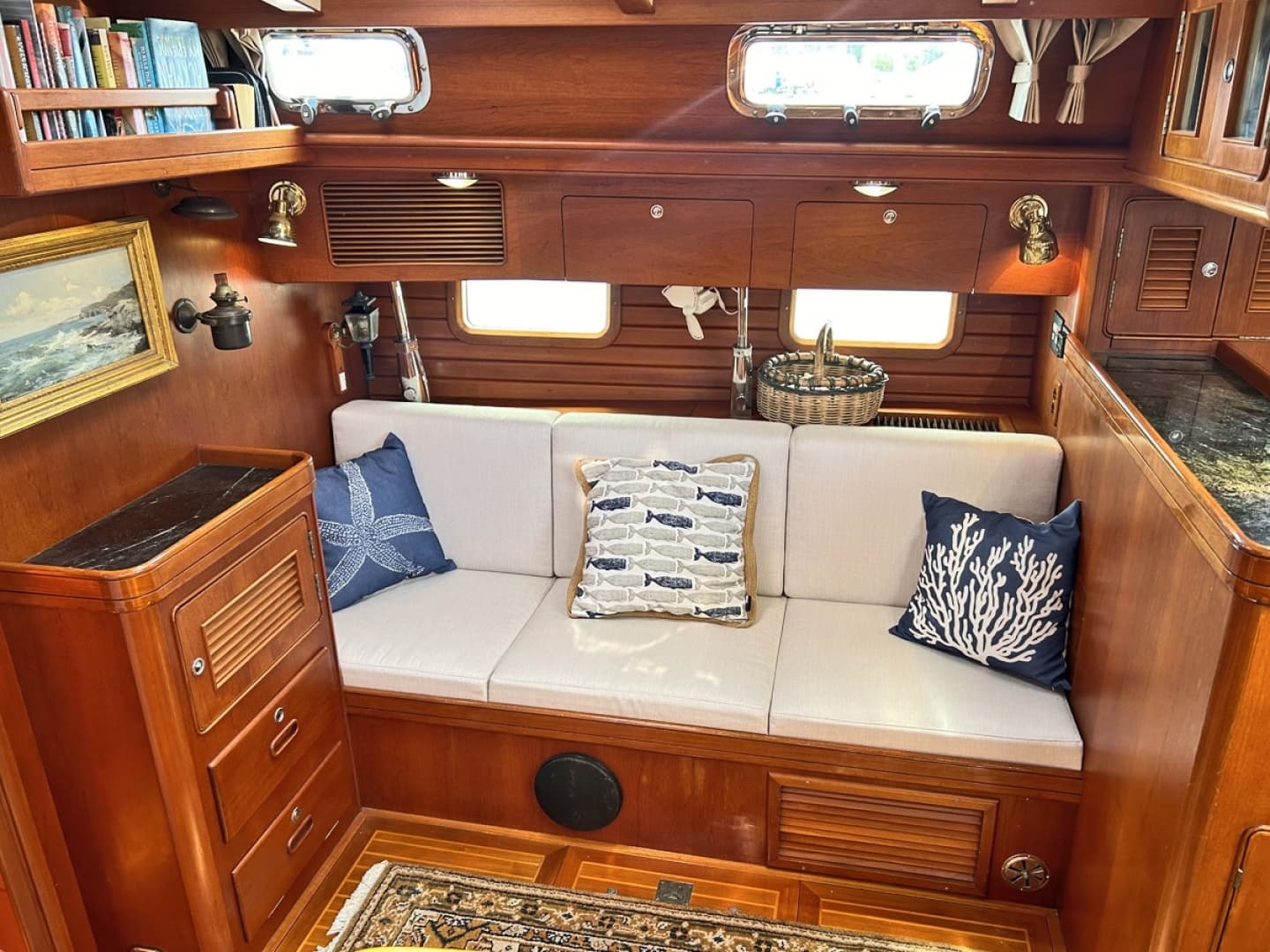 Main Salon Starboard