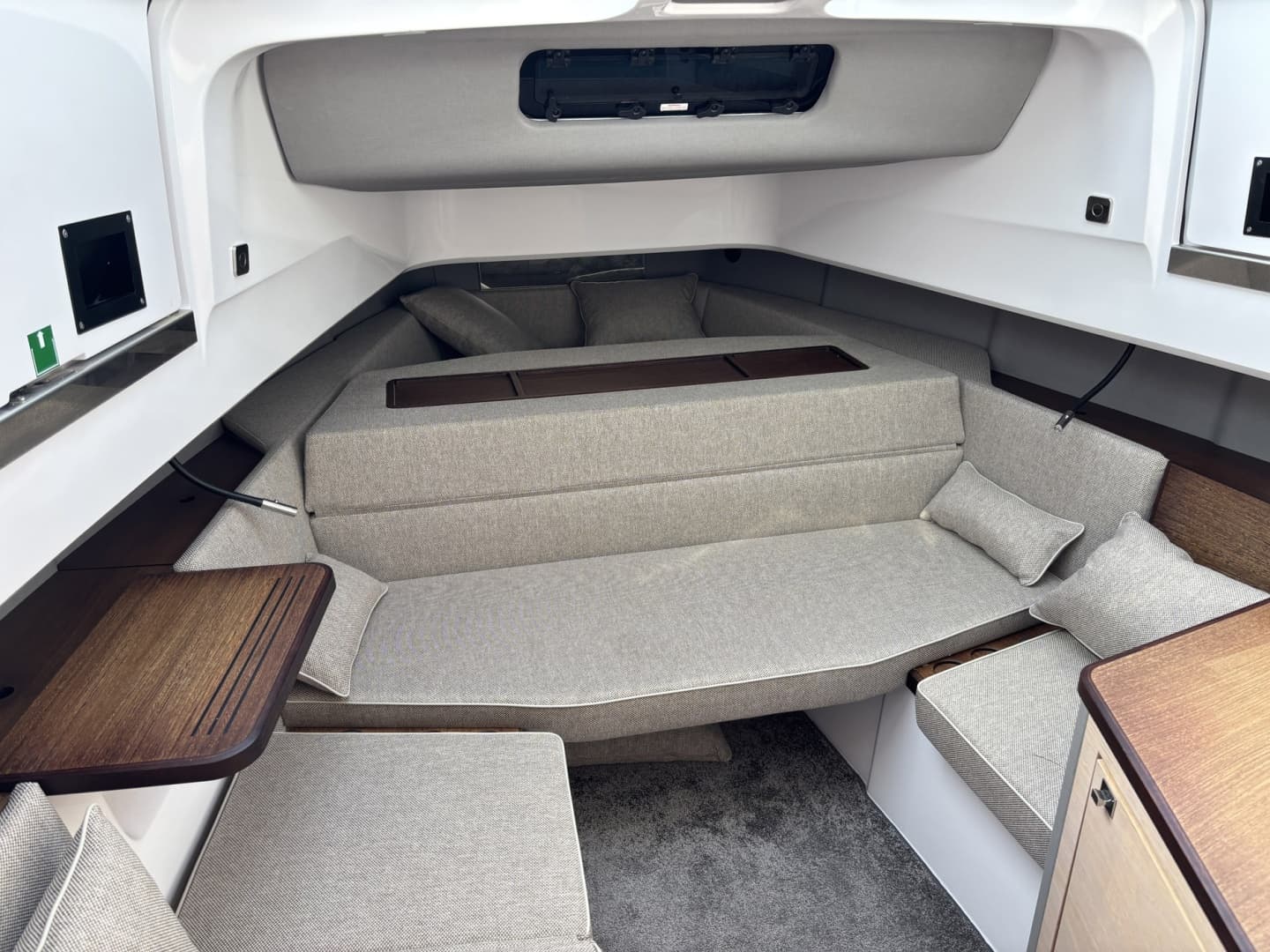 2023 Axopar 45 XC Cross Cabin