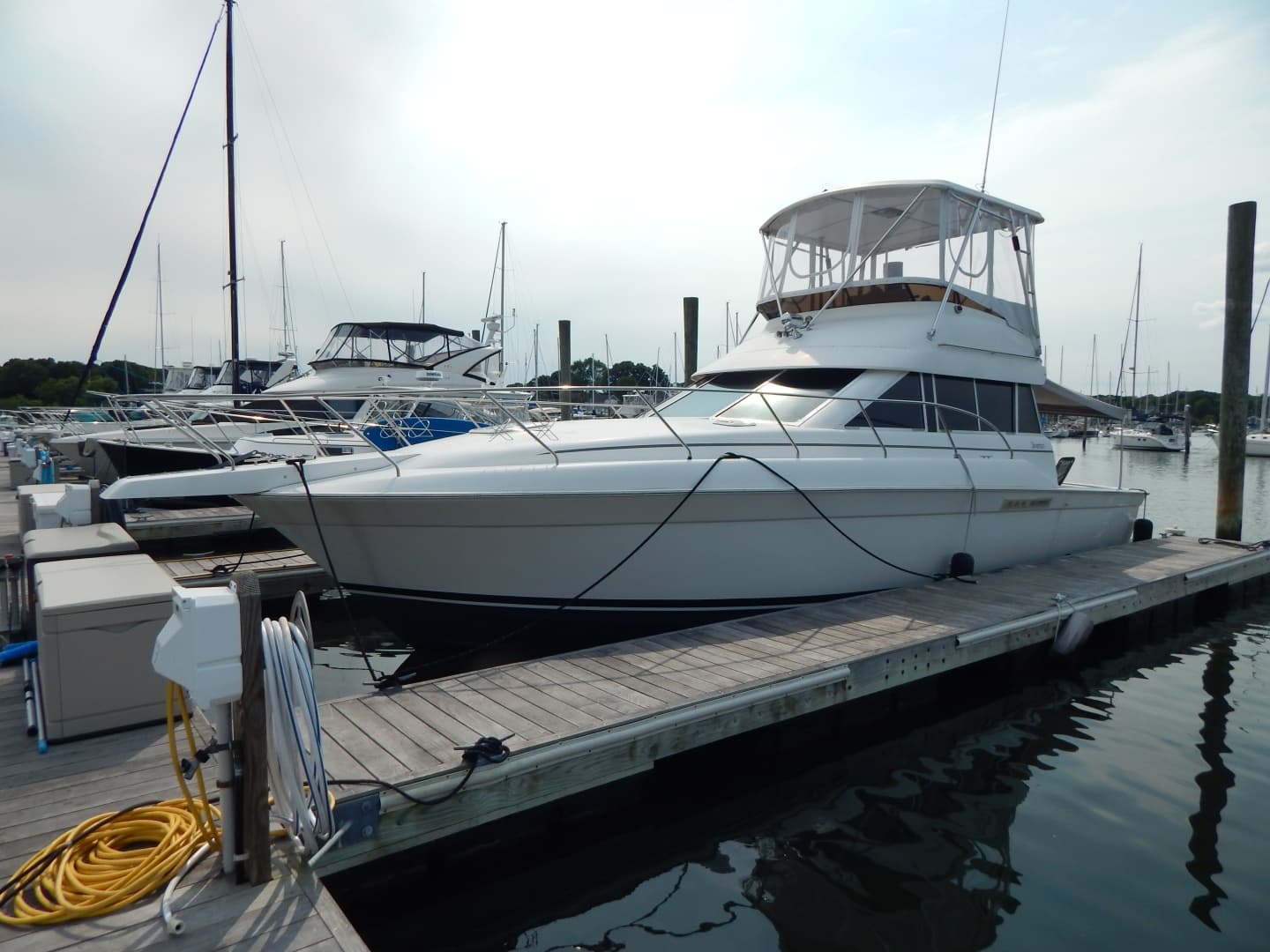 1996 Silverton 37 Convertible