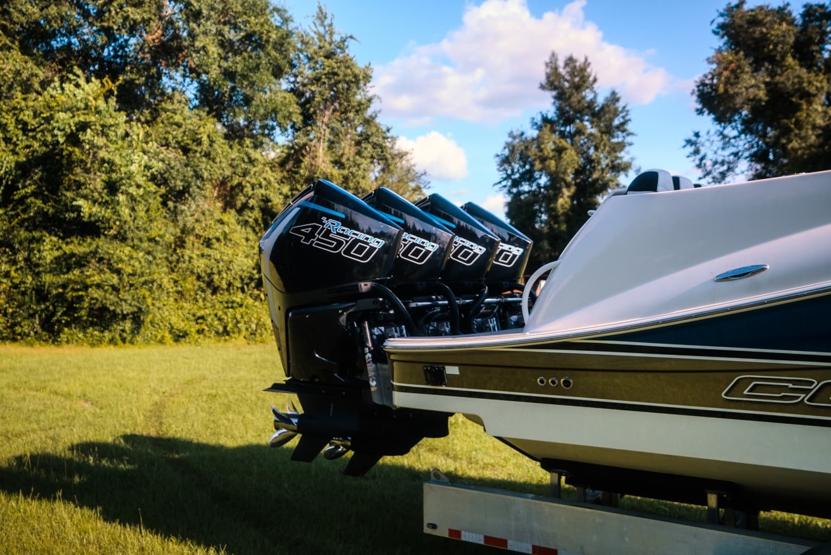 2019 Concept 44 Cuddy Cabin
