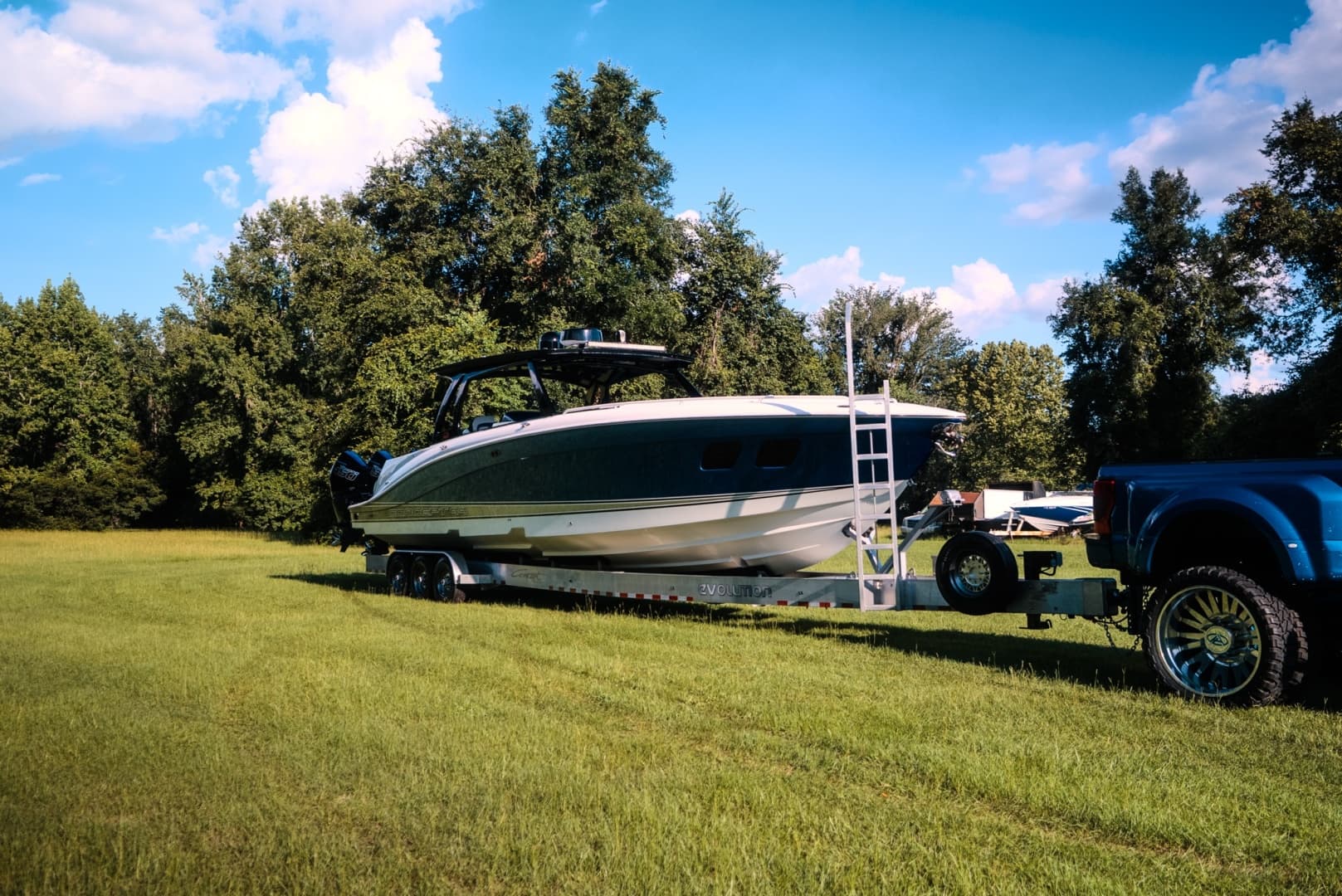 2019 Concept 44 Cuddy Cabin