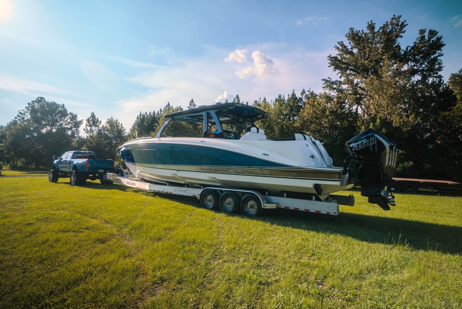 2019 Concept 44 Cuddy Cabin