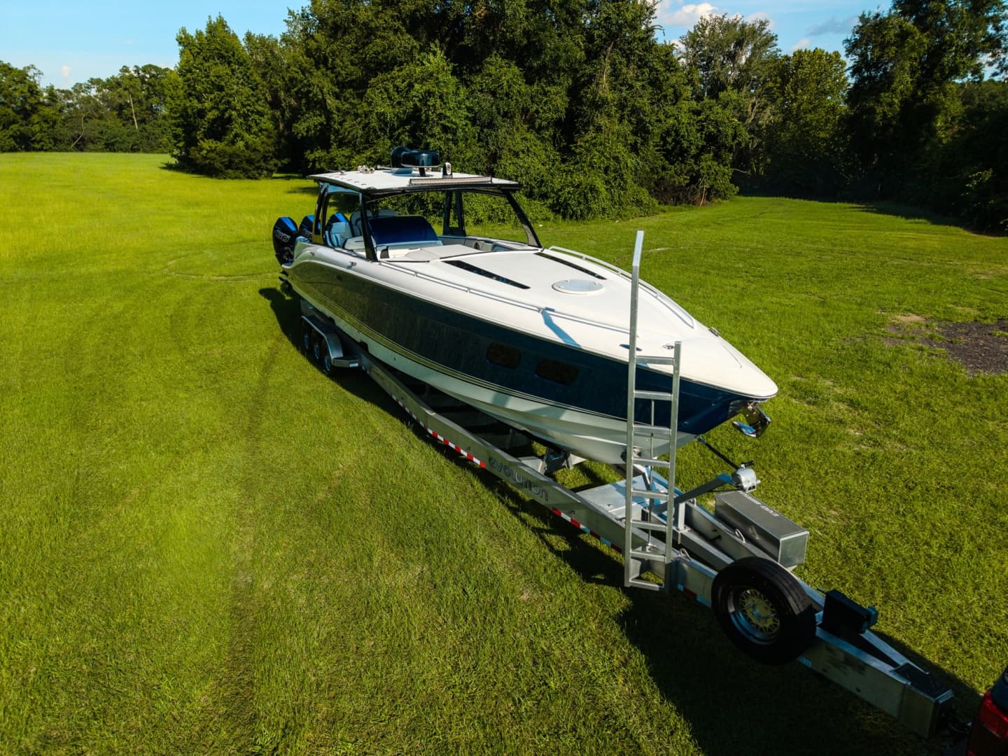 2019 Concept 44 Cuddy Cabin