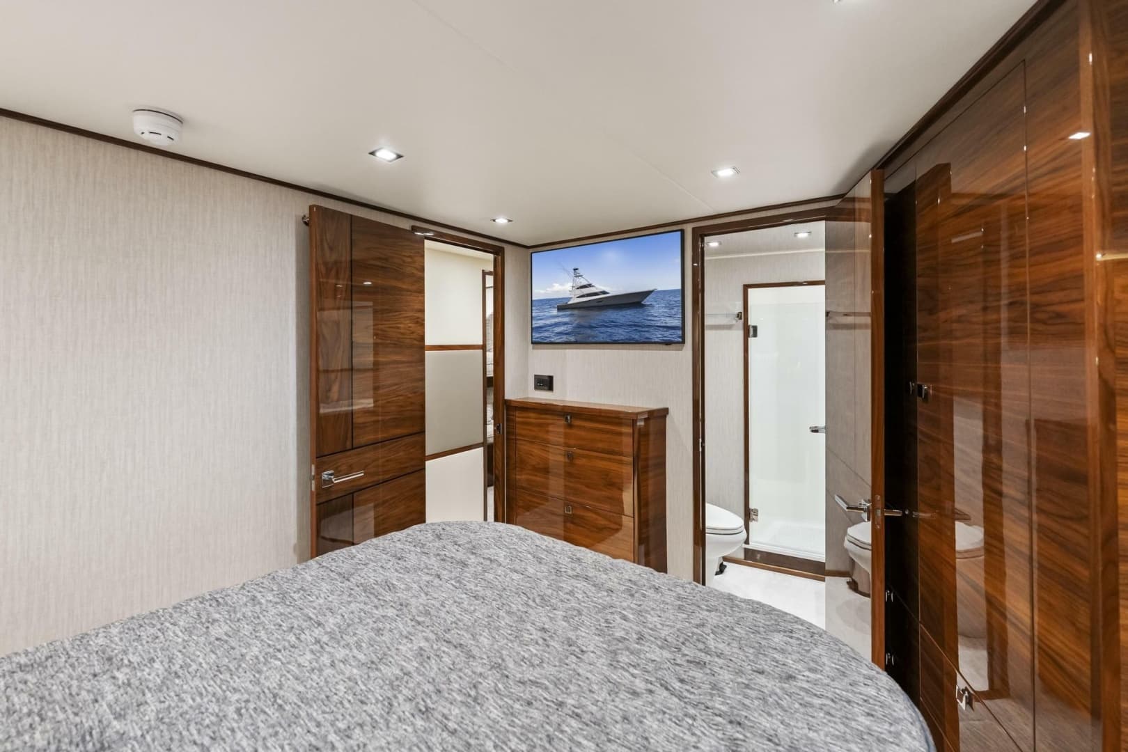 2026 Viking 82 Enclosed Bridge