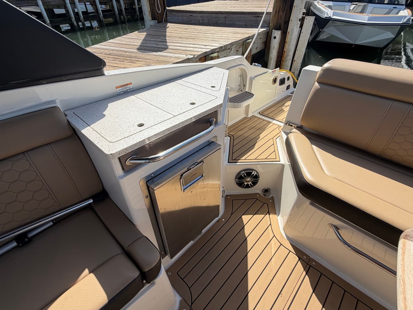 2021 Sea Ray 290 SDX